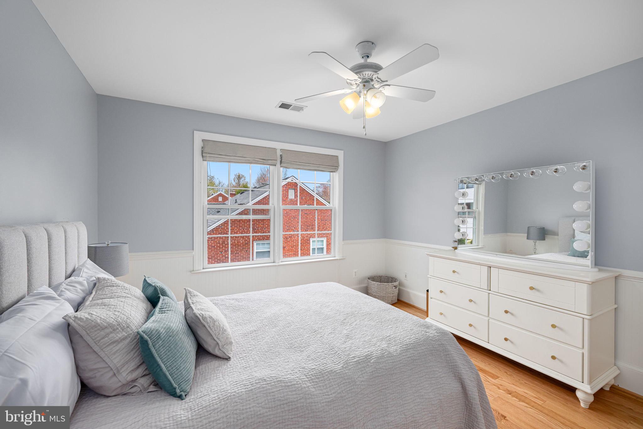 FALLVIEW PARK - Residential