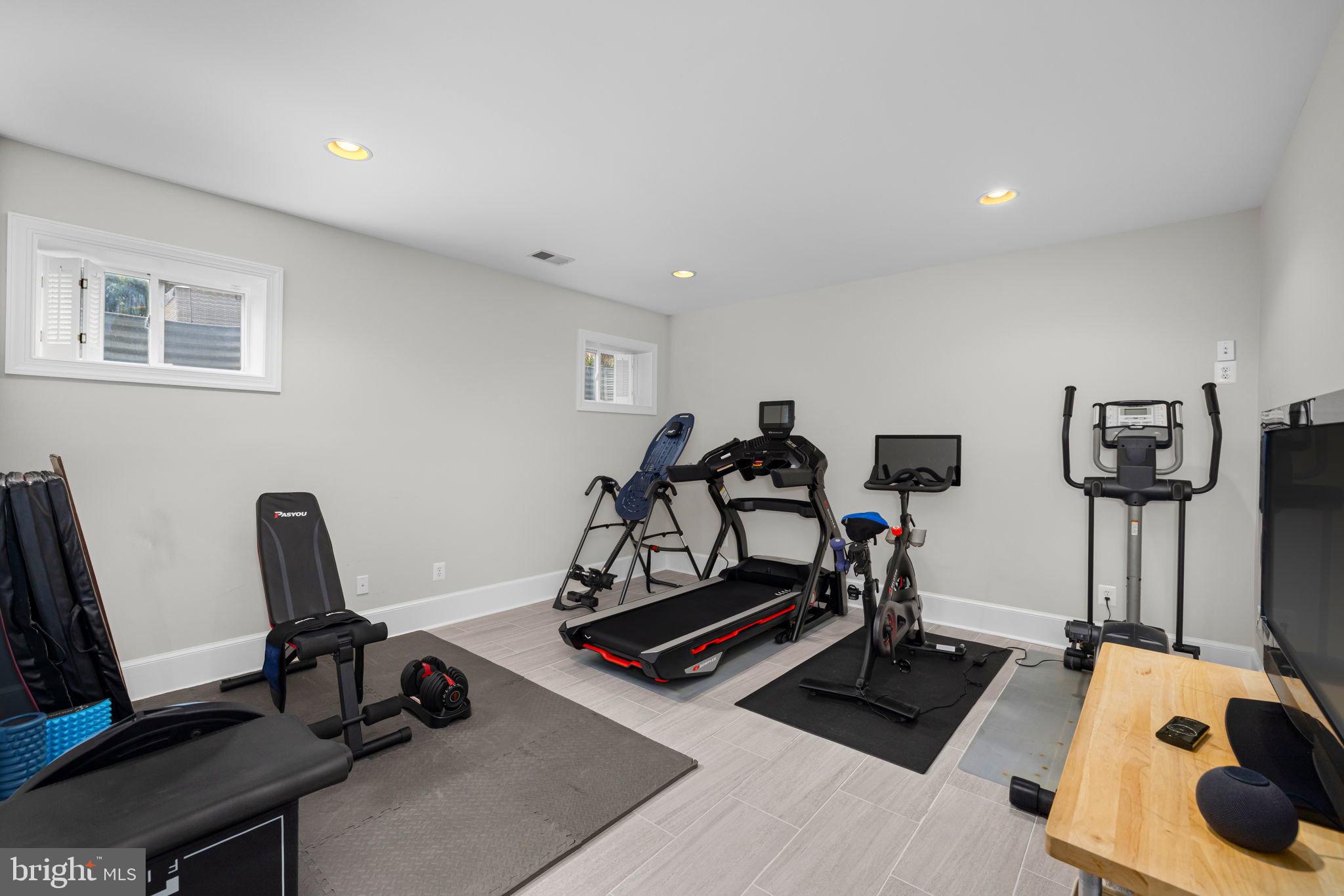 FALLVIEW PARK - Residential