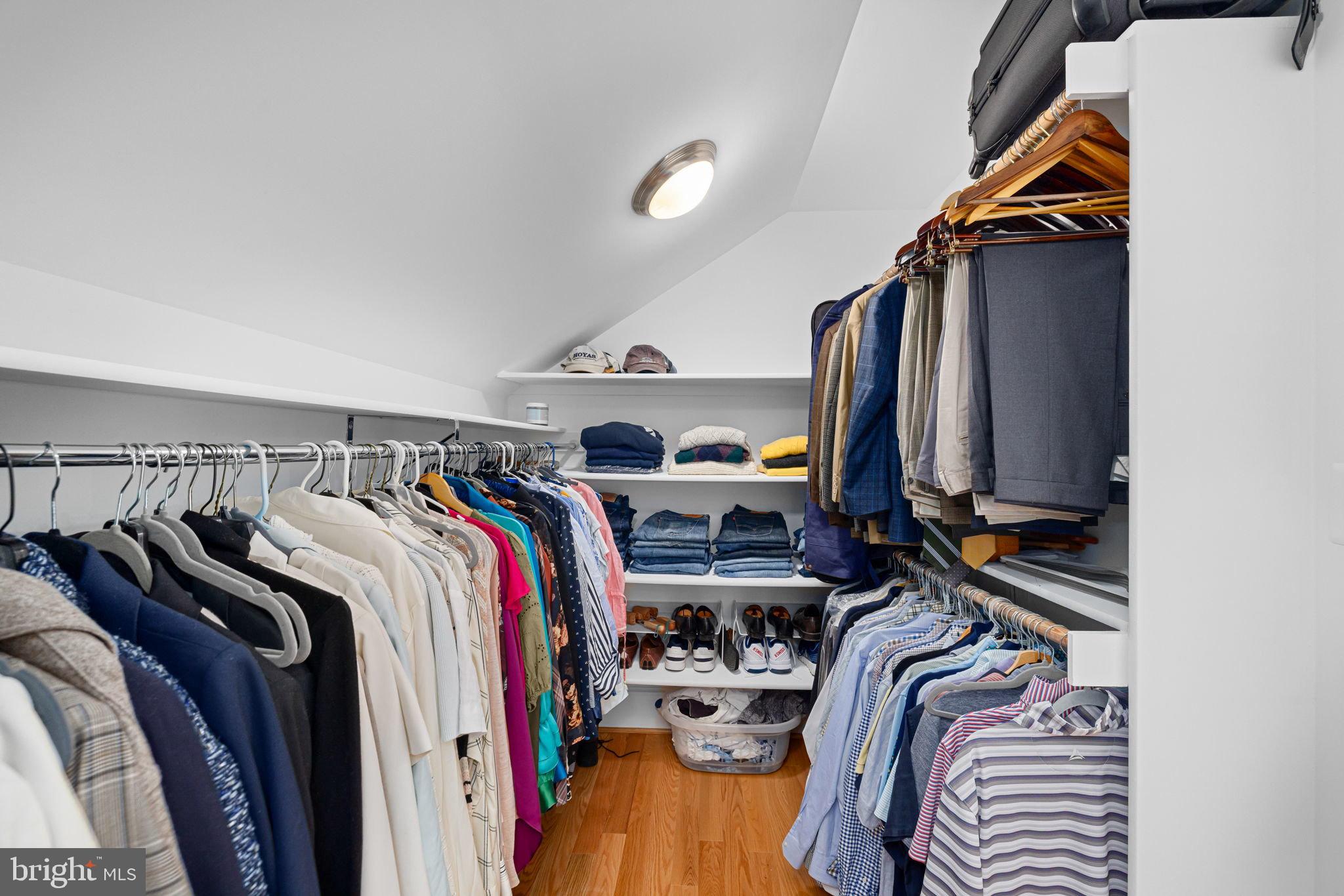 FALLVIEW PARK - Residential