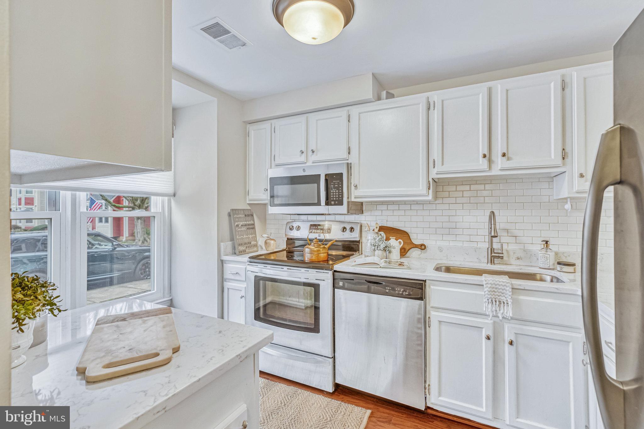 WHISPERWOOD - Residential