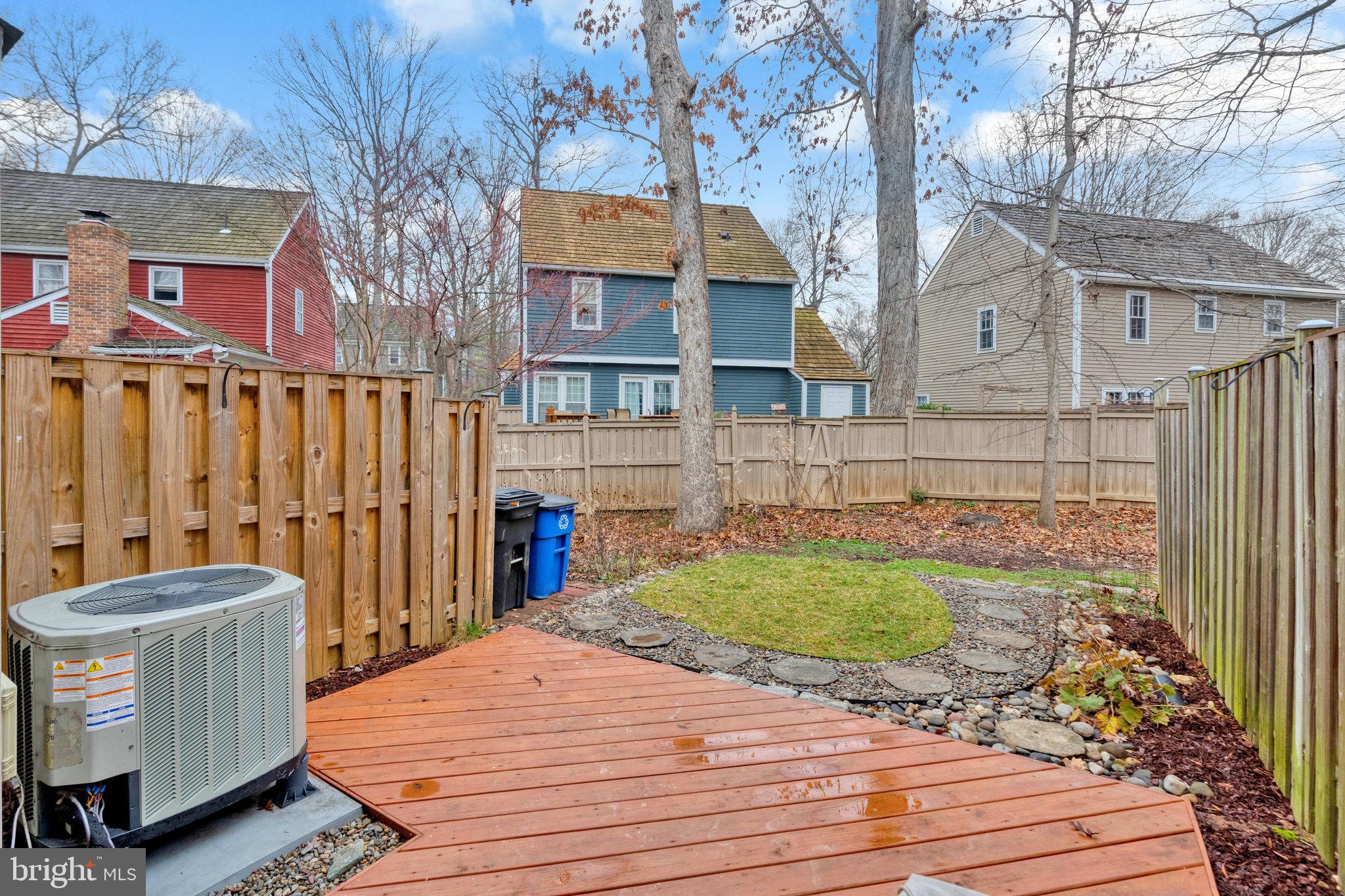 WHISPERWOOD - Residential