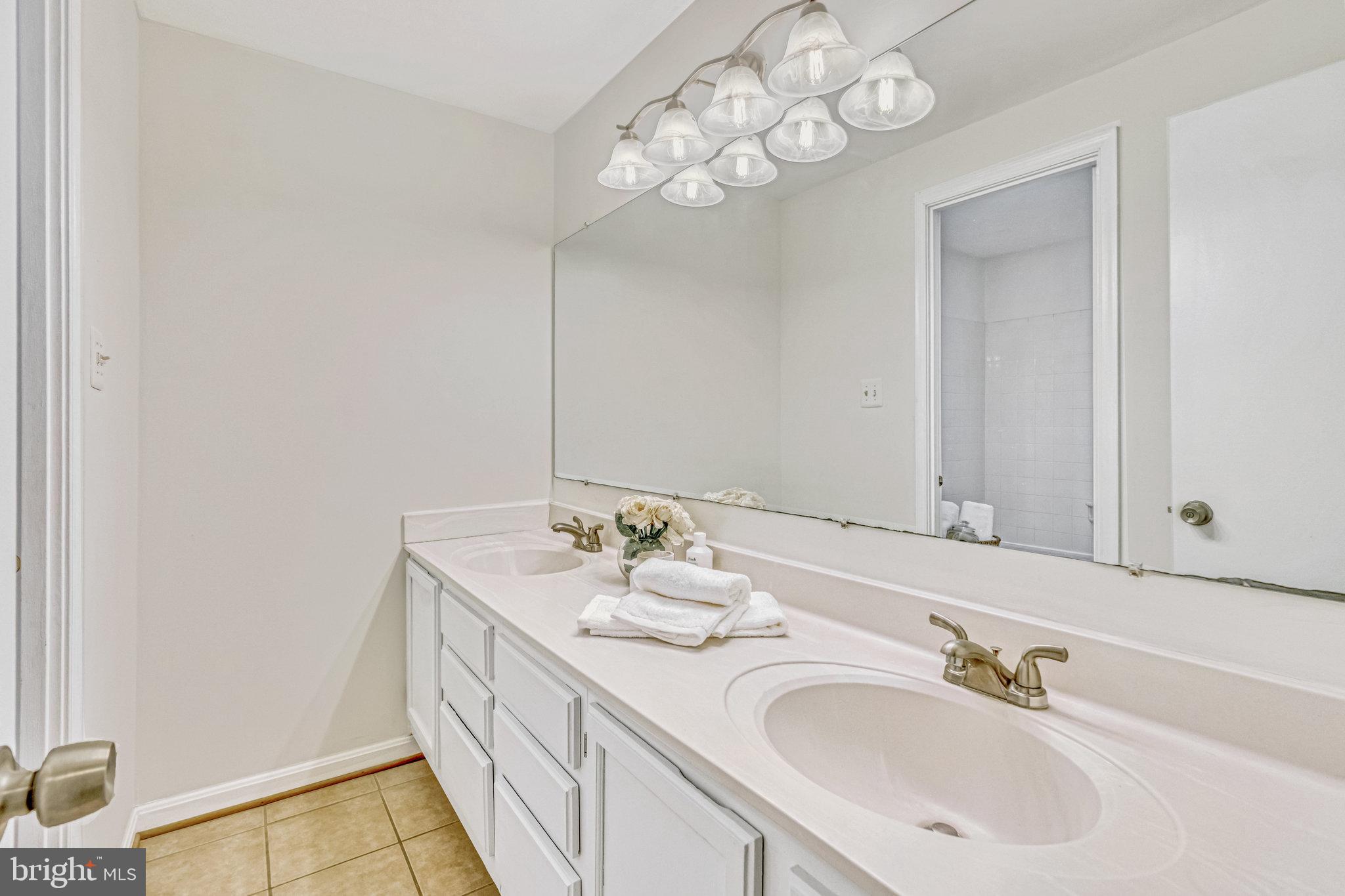 WHISPERWOOD - Residential