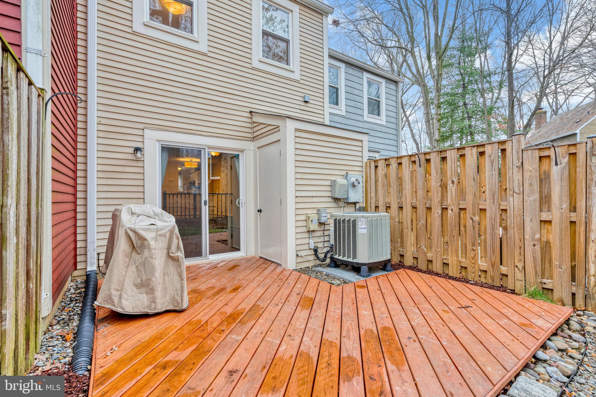 WHISPERWOOD - Residential