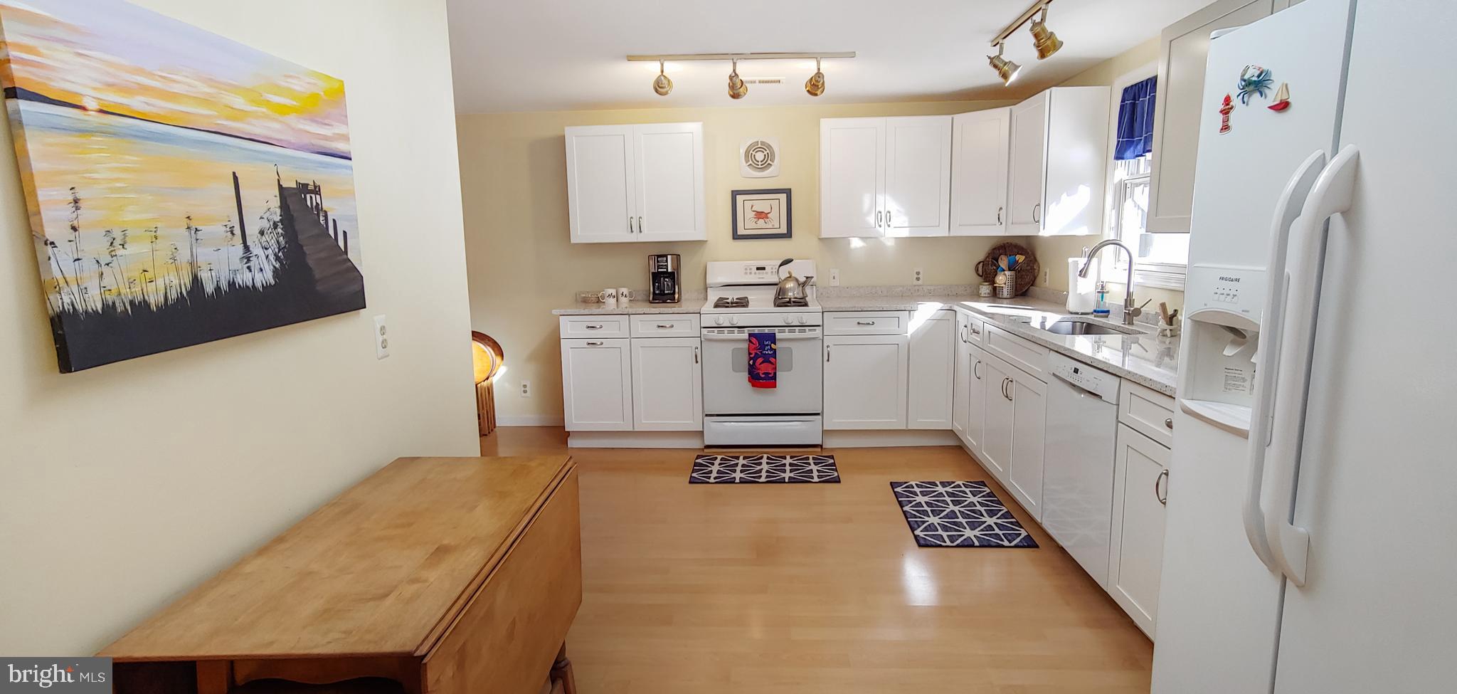 TALL TIMBERS - Residential