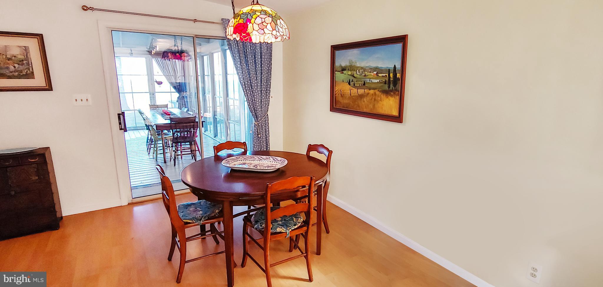 TALL TIMBERS - Residential