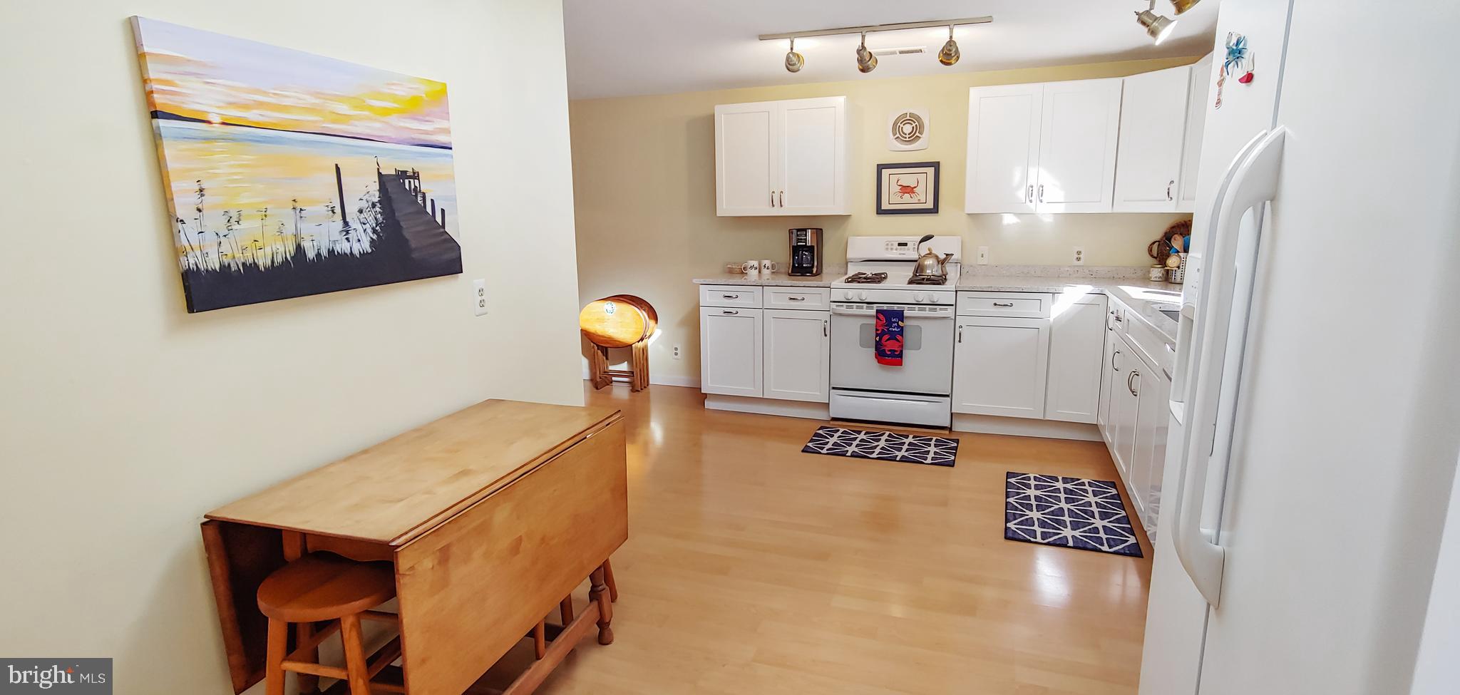 TALL TIMBERS - Residential