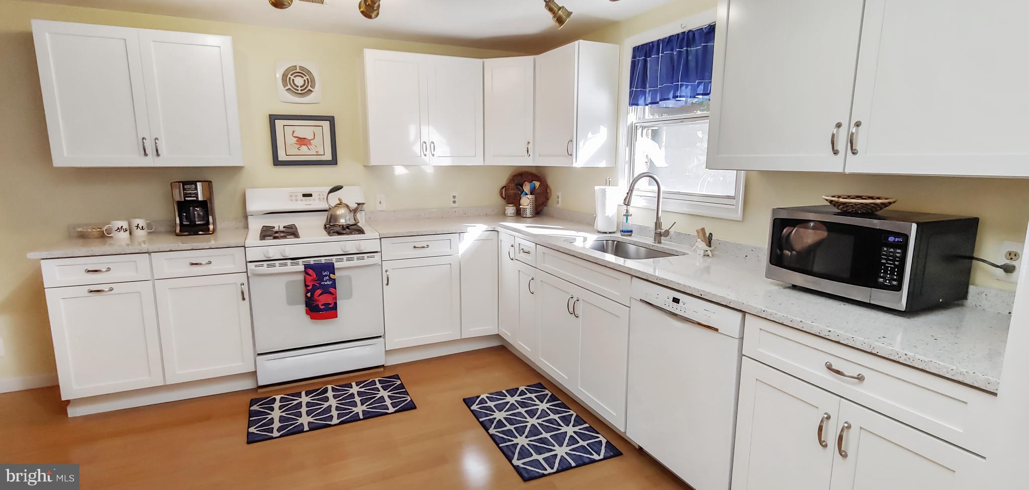 TALL TIMBERS - Residential