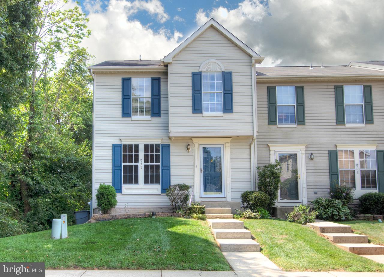 Wonderfully updated and maintained 3 bed 3.5 bath EOG townhouse. Beautiful wood floors thru out the main level. Updated kitchen with butcher block island and stainless steel appliances, finished lower level family room and play room, vaulted ceilings, 2 story bump out, and much more. Situated at the end of the cul-de-sac and next to open fields makes for peaceful evenings on the deck. NO FHA!!