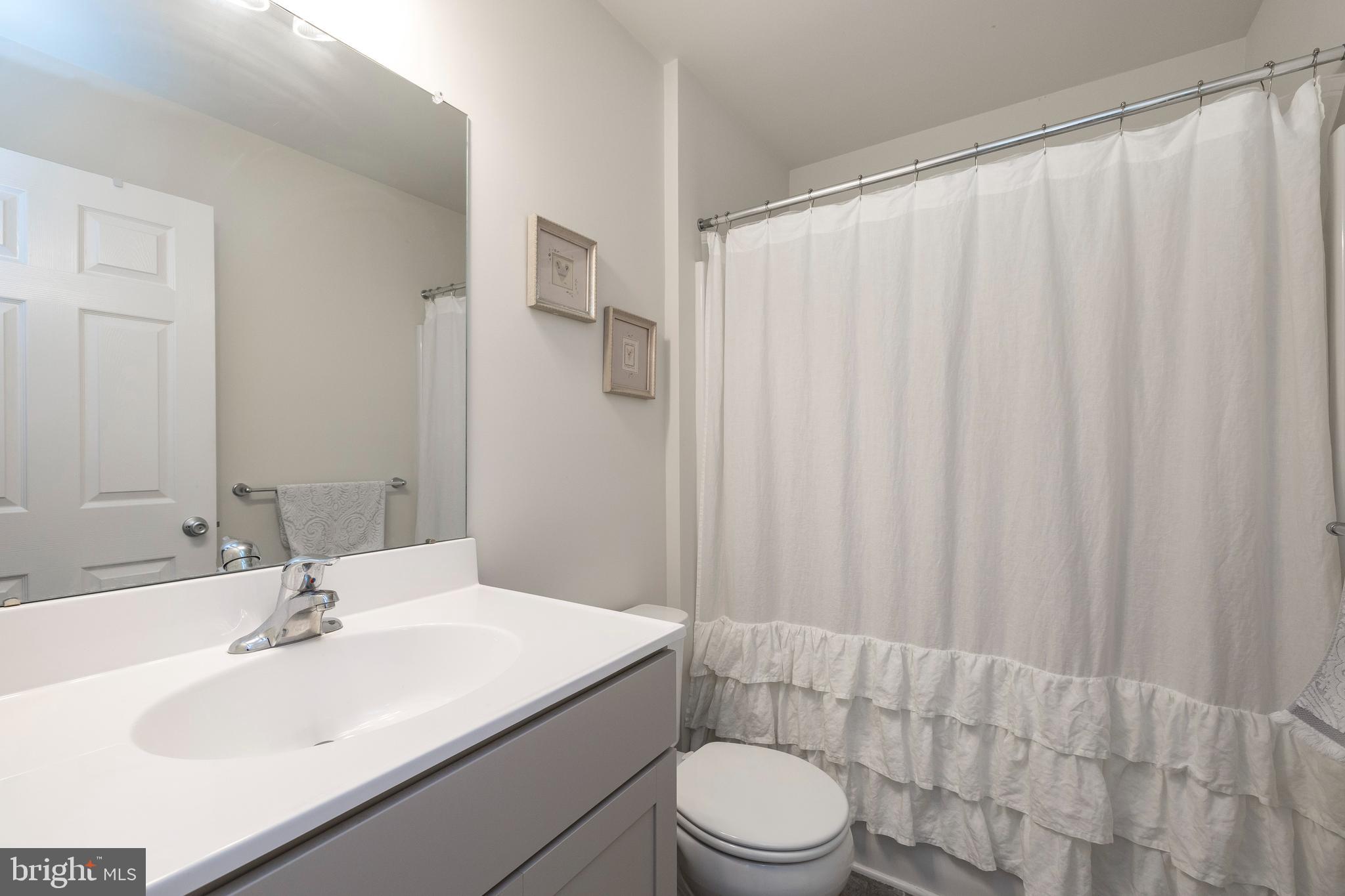 COLLEGEVILLE WALK - Residential