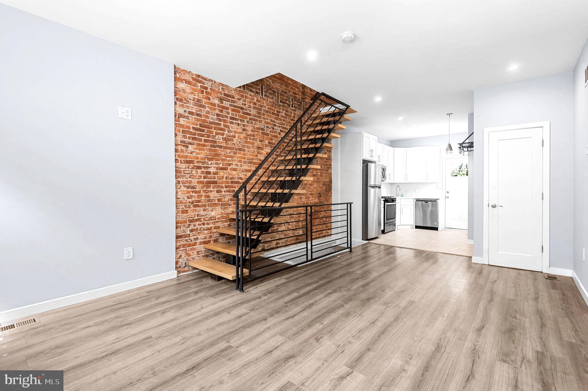 2445 HARLAN STREET
