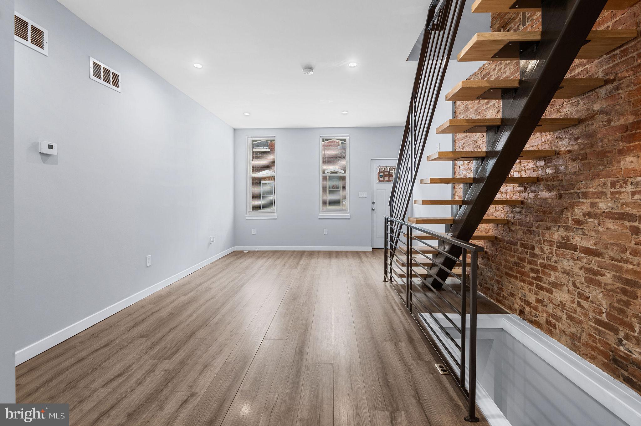 2445 HARLAN STREET