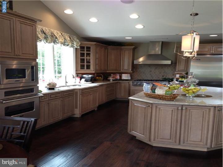 DELANCEY COURT - Residential