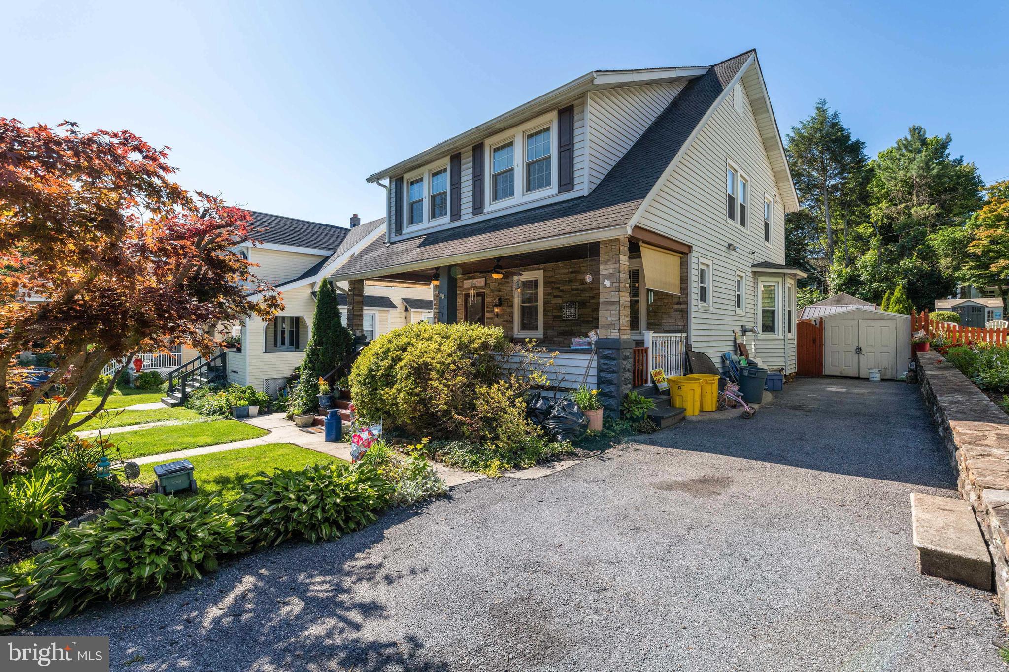 LAKE WALKER - Residential