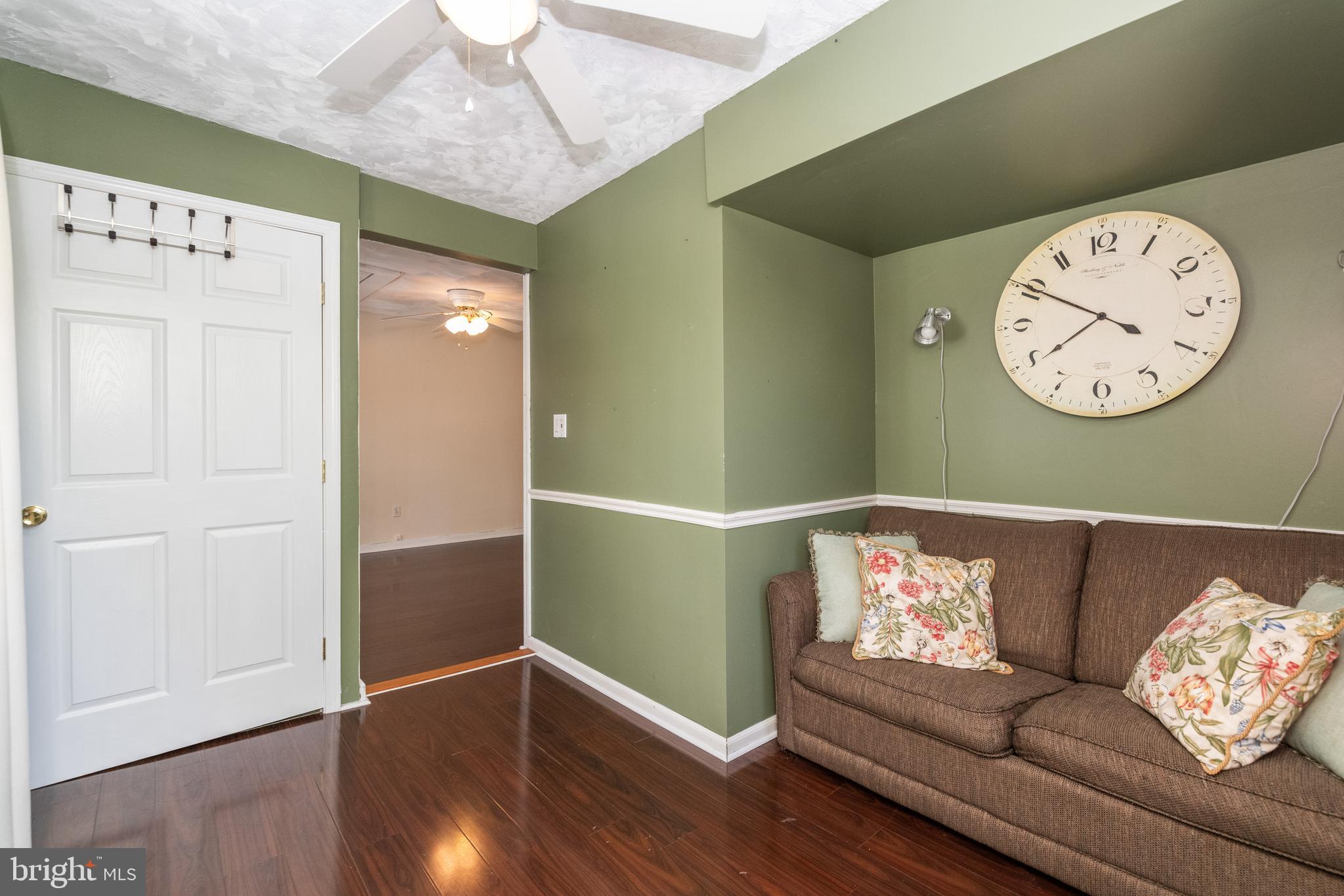 LAKE WALKER - Residential