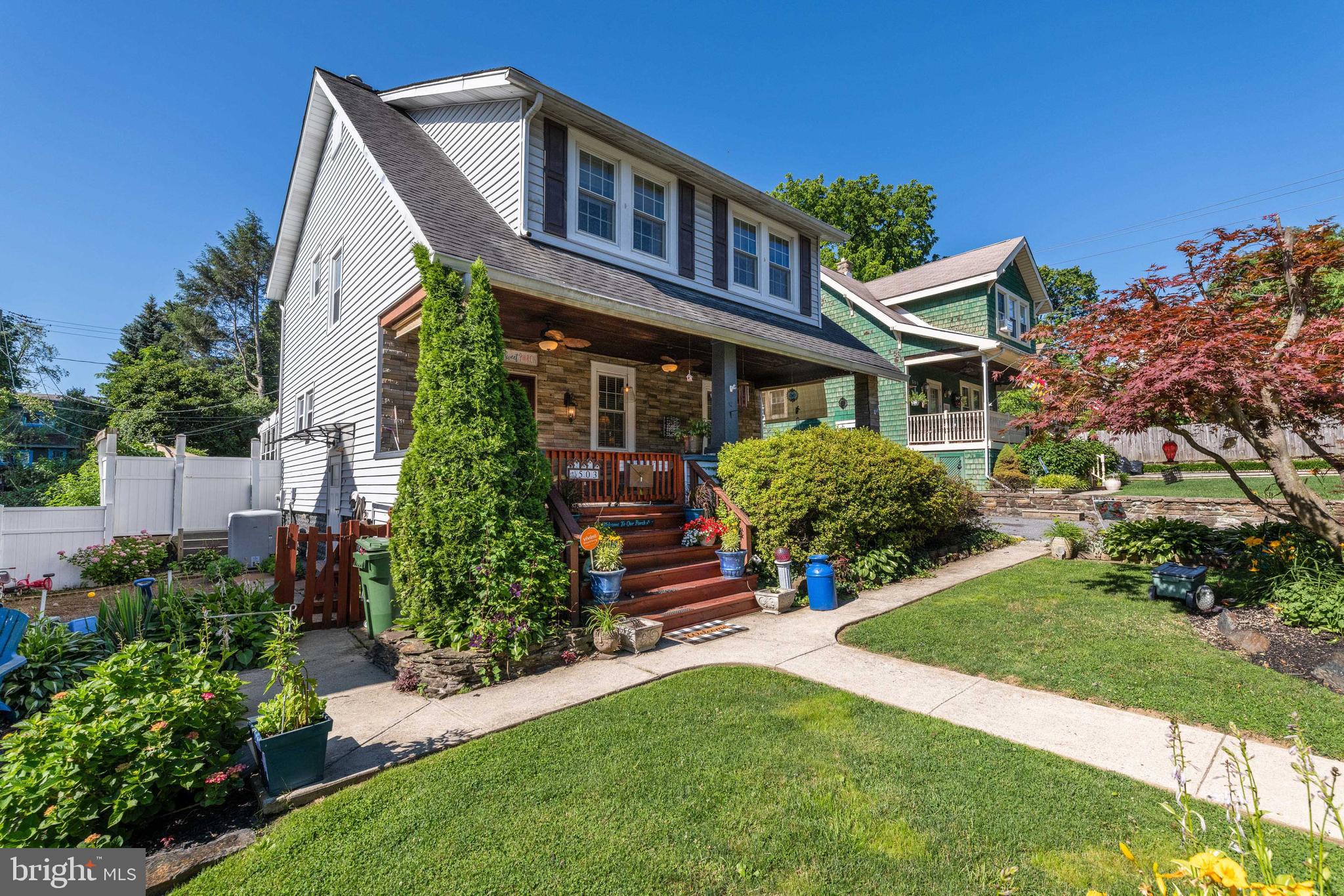 LAKE WALKER - Residential