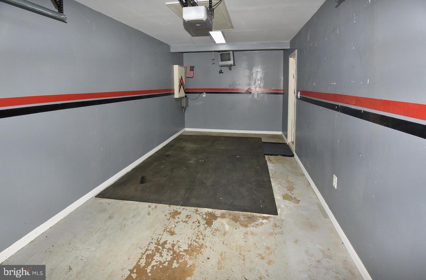 RAMBLING HILLS - Residential