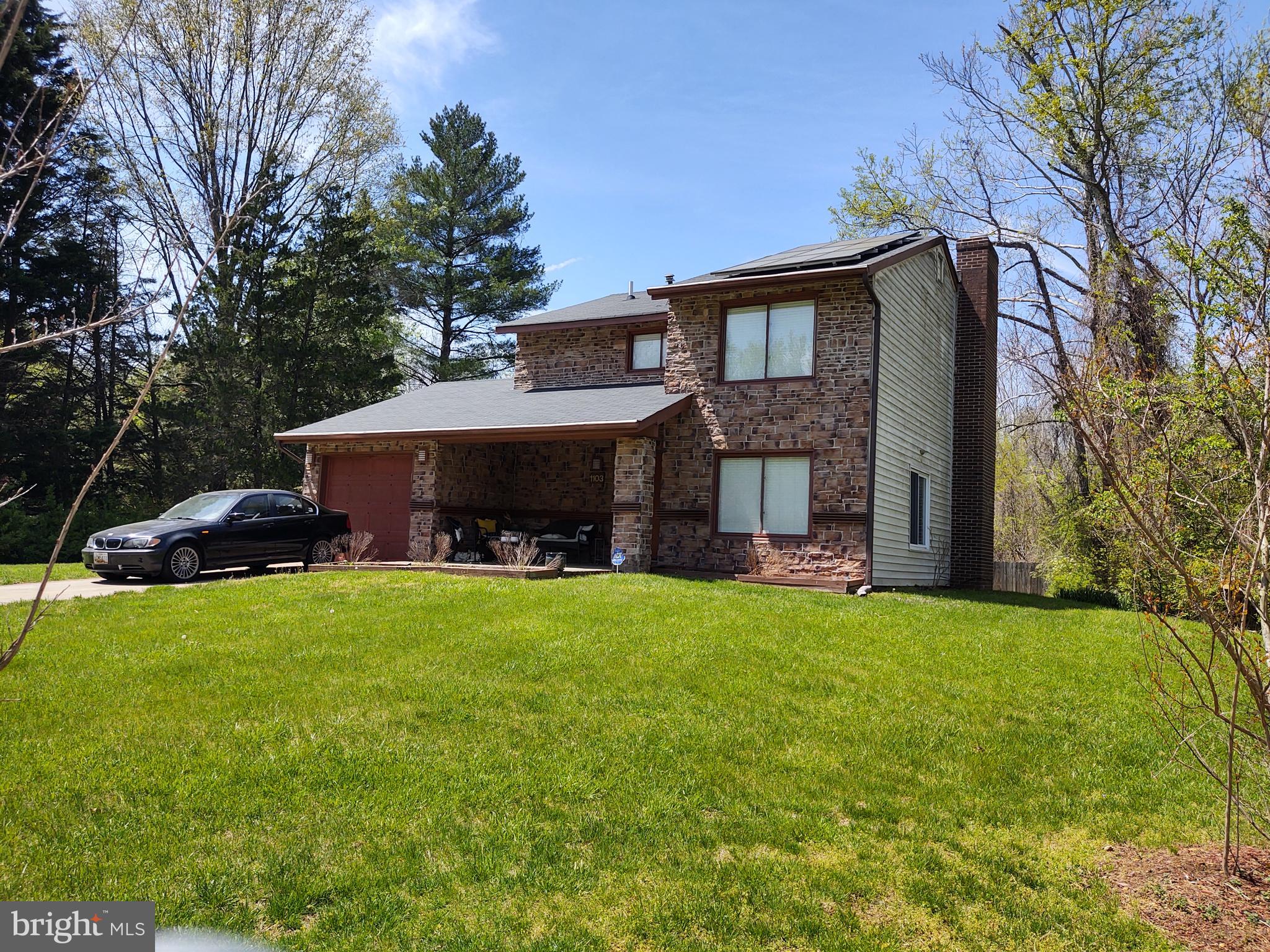 RAMBLING HILLS - Residential