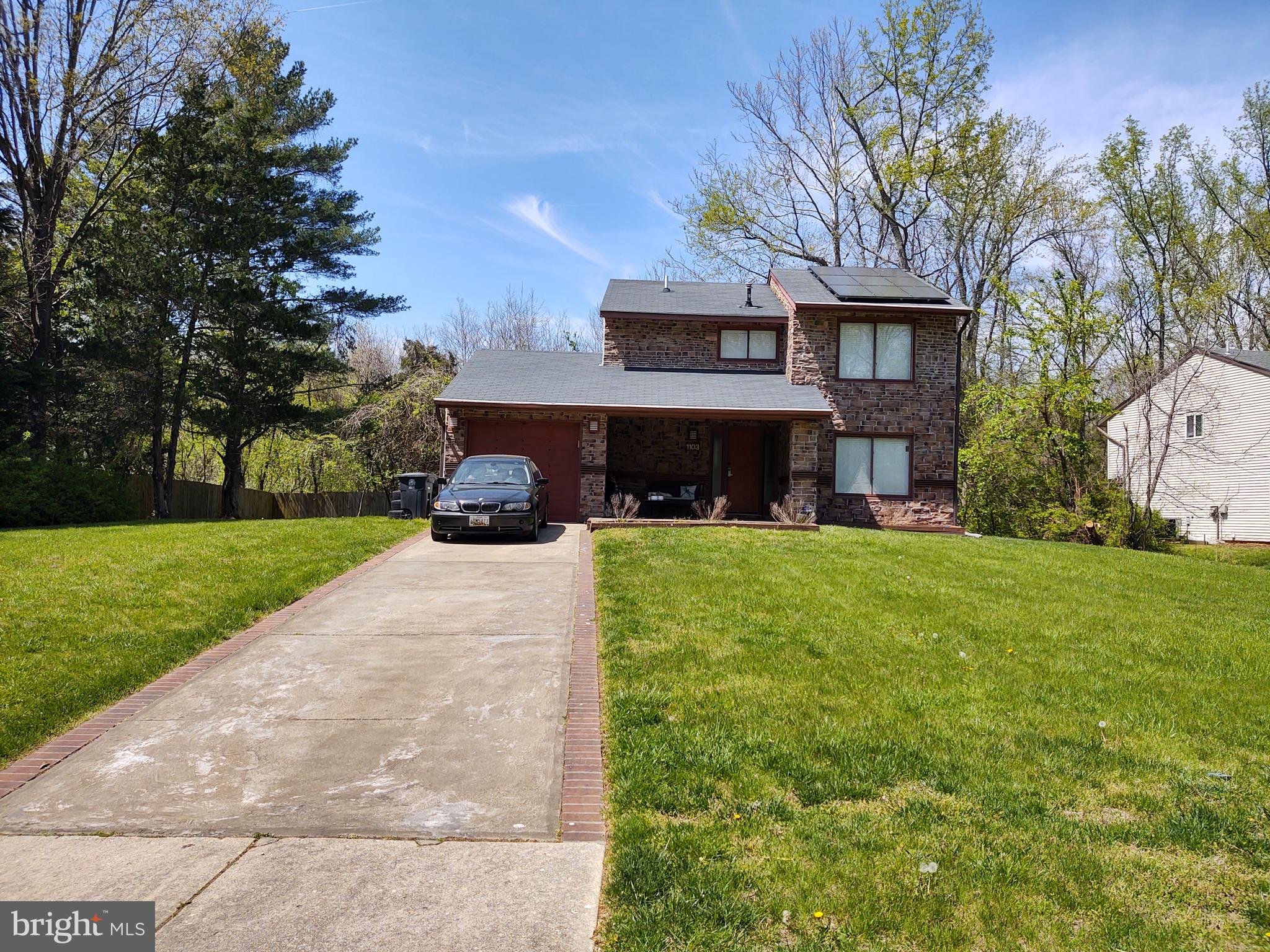 RAMBLING HILLS - Residential