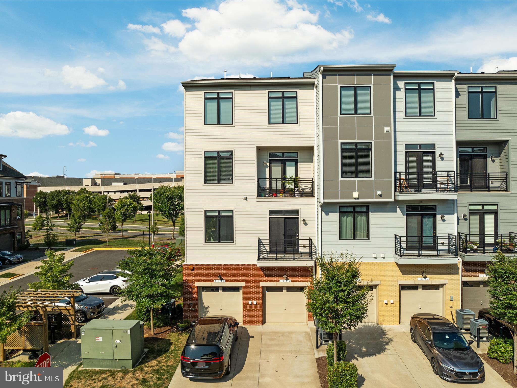 LOFTS AT VILLAGE WALK - Residential