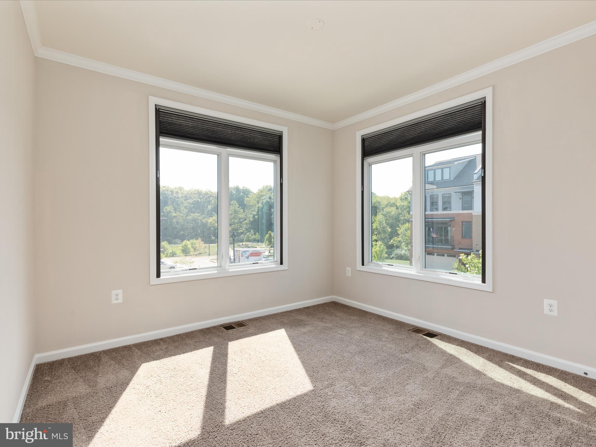 LOFTS AT VILLAGE WALK - Residential