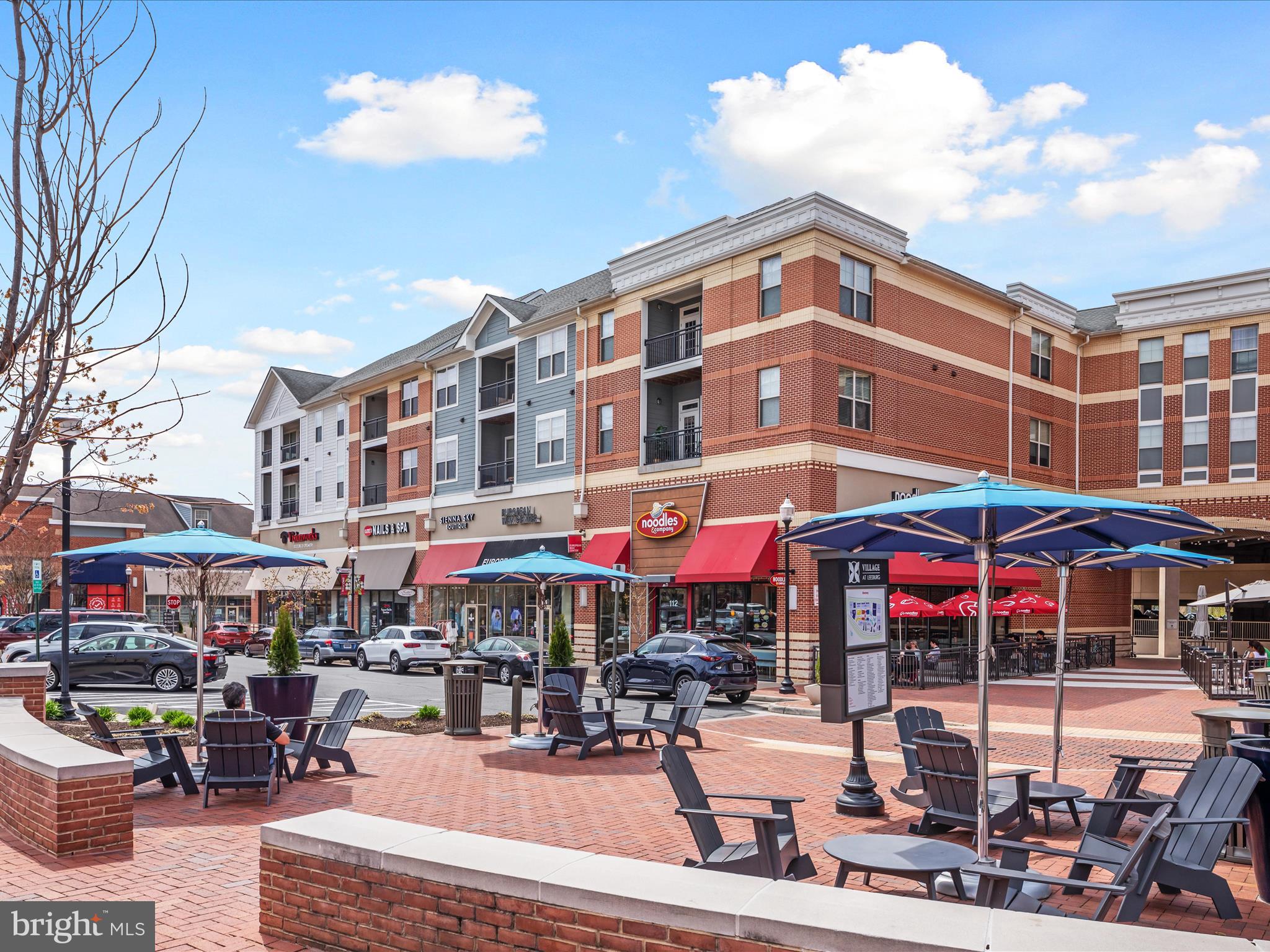 LOFTS AT VILLAGE WALK - Residential