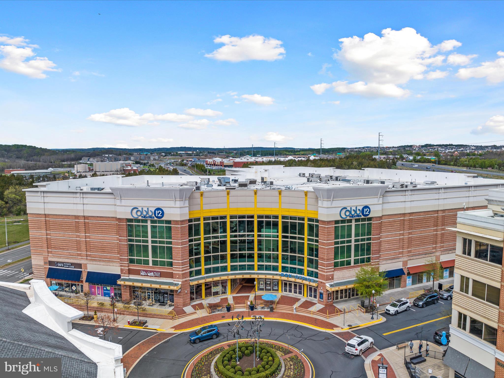 LOFTS AT VILLAGE WALK - Residential