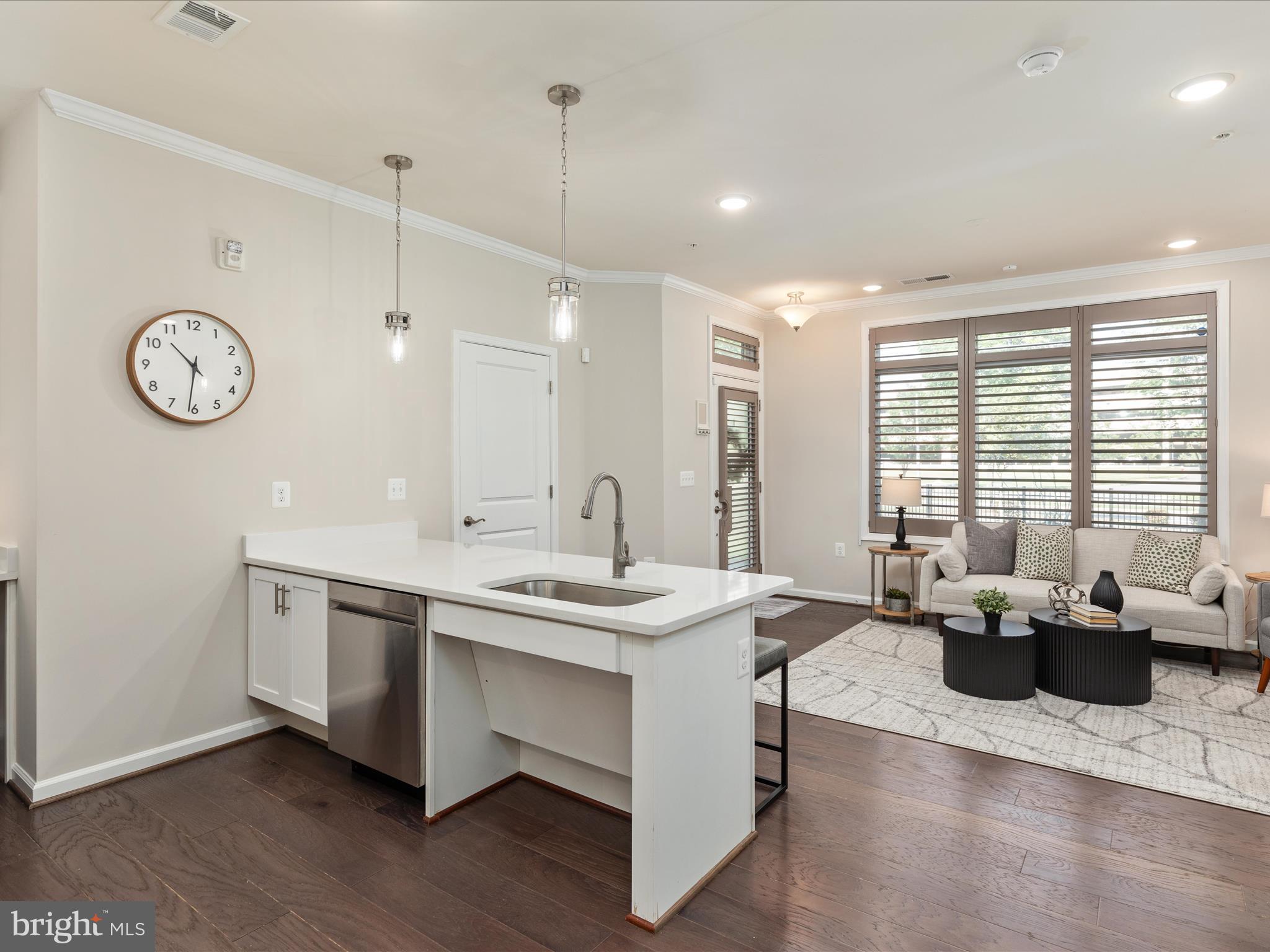 LOFTS AT VILLAGE WALK - Residential