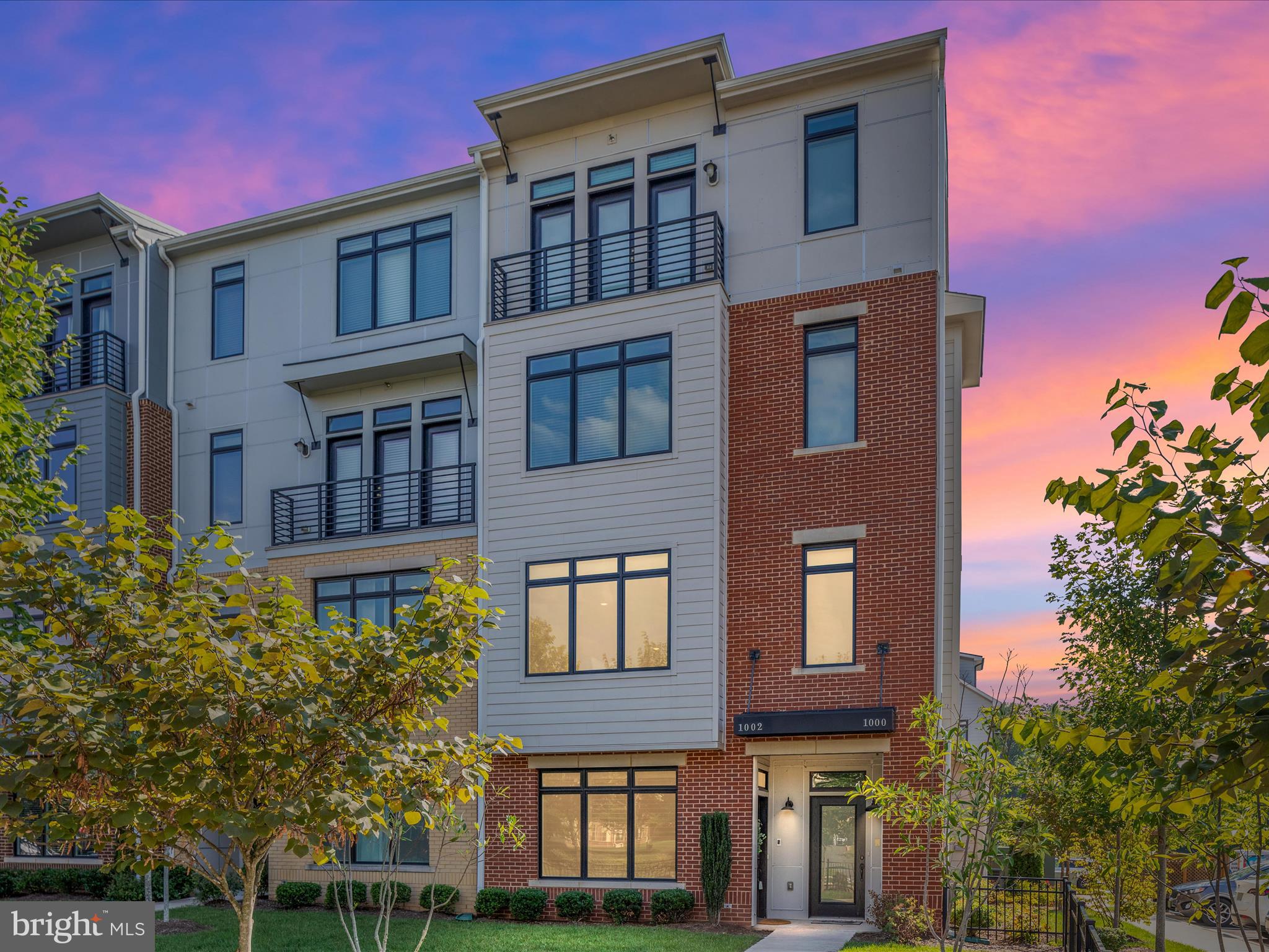 LOFTS AT VILLAGE WALK - Residential