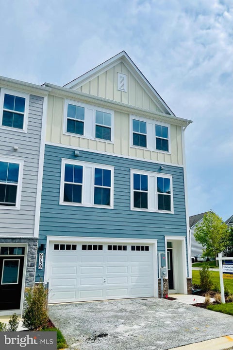 Townhouse For Sale - 9739 Gaelic Place<br/> Charles County, WALDORF, MD 20601