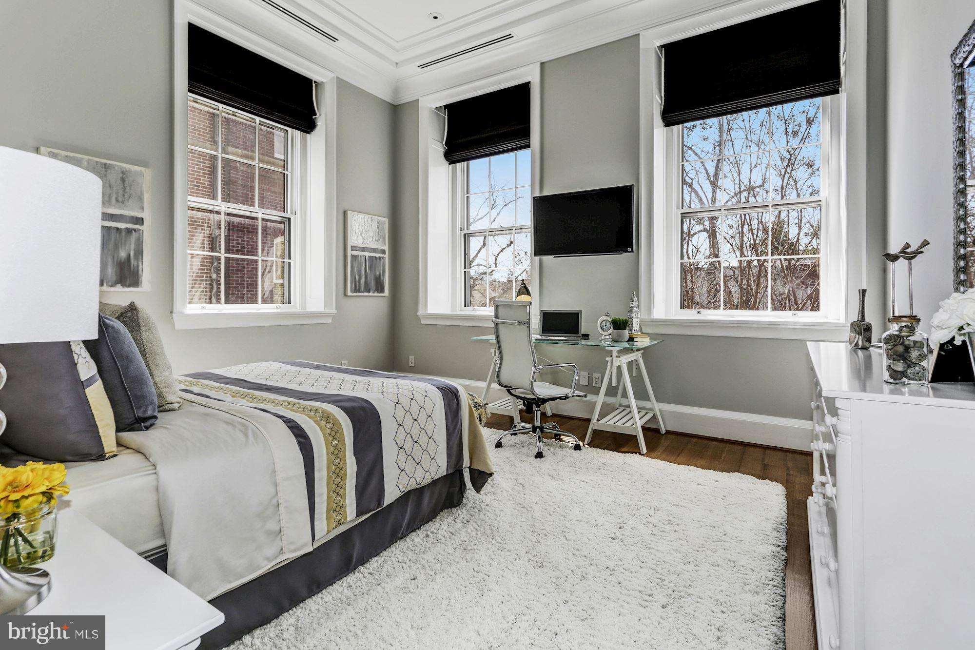 GEORGETOWN - Residential