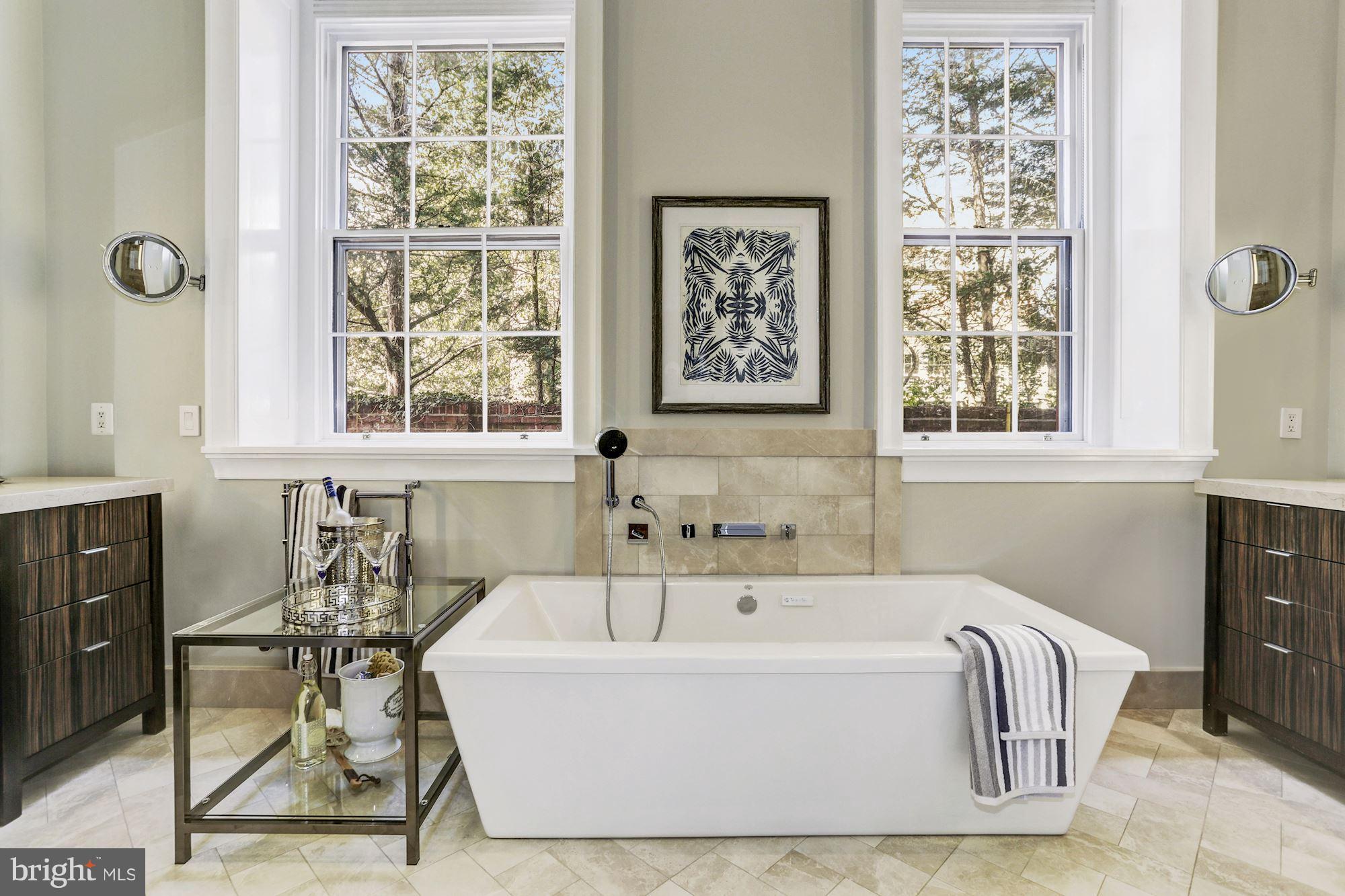 GEORGETOWN - Residential