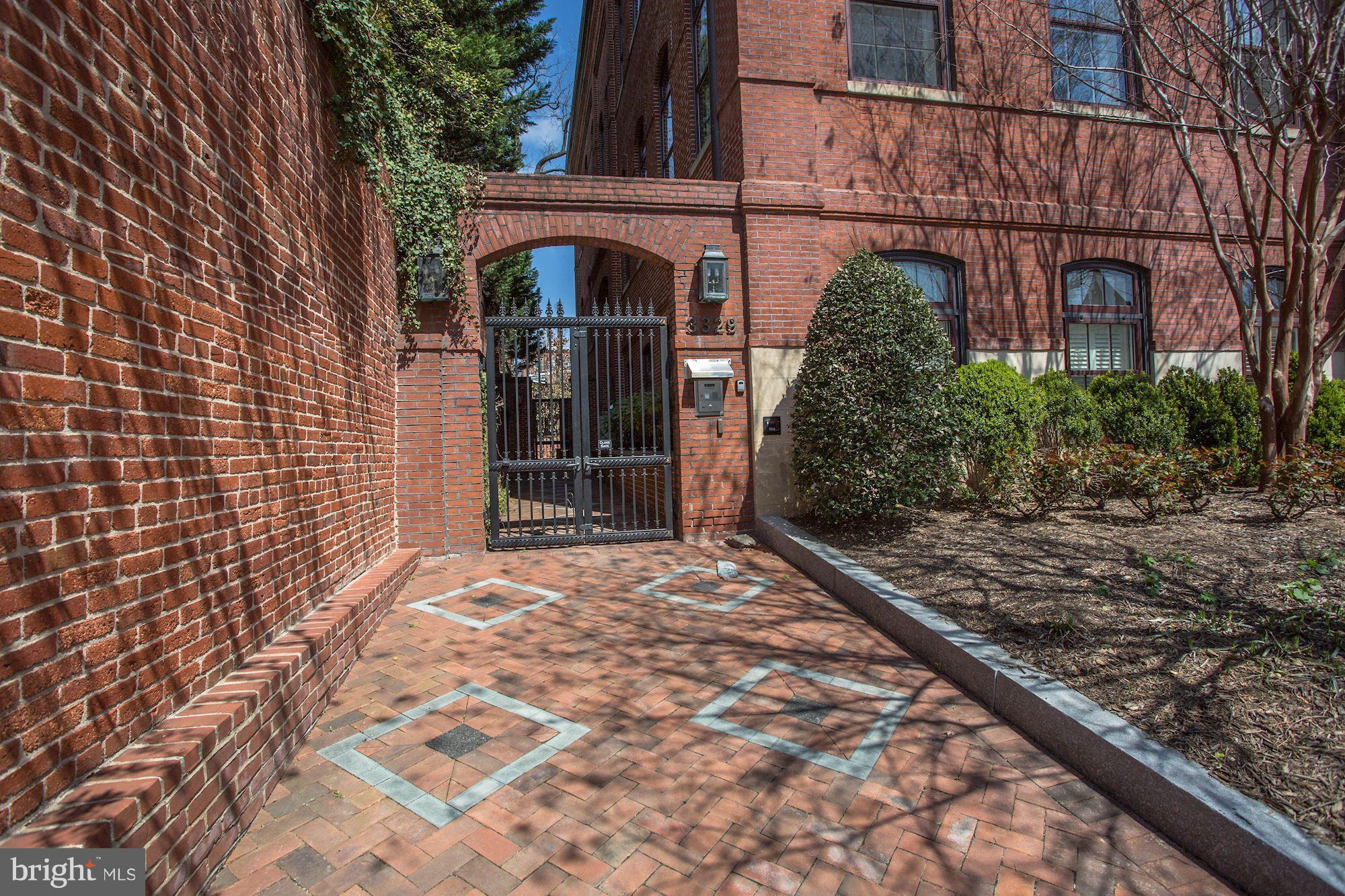 GEORGETOWN - Residential
