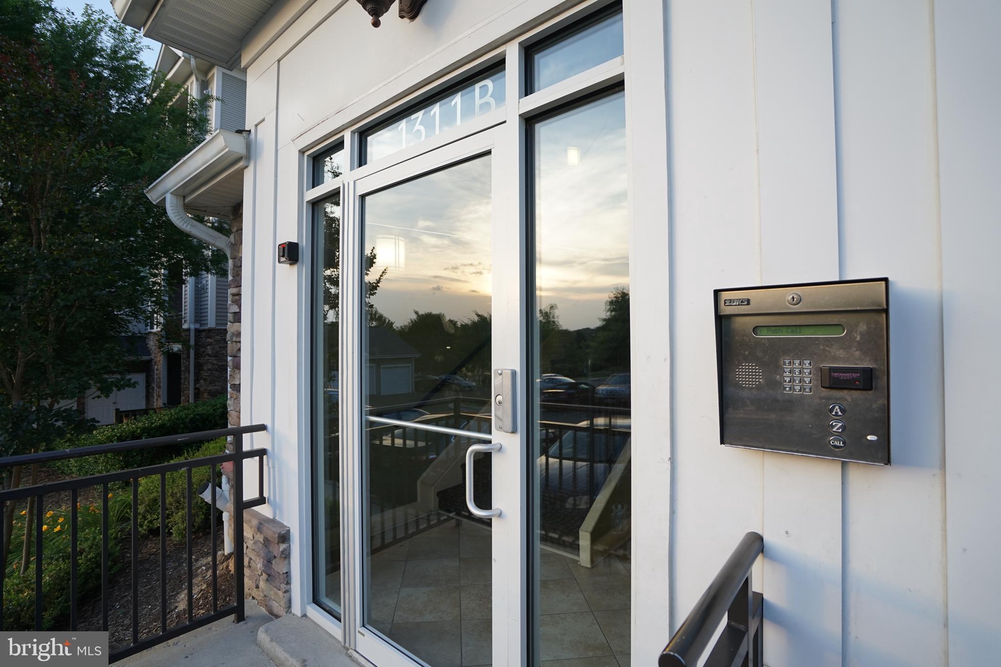 THE ADDISON AT ST PAUL - Residential Lease