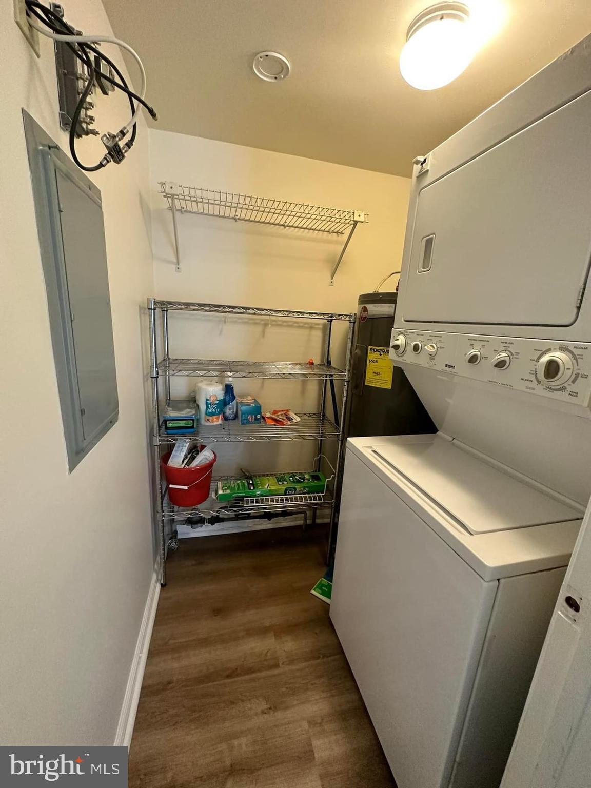 VILLAGE SHIRES - Residential