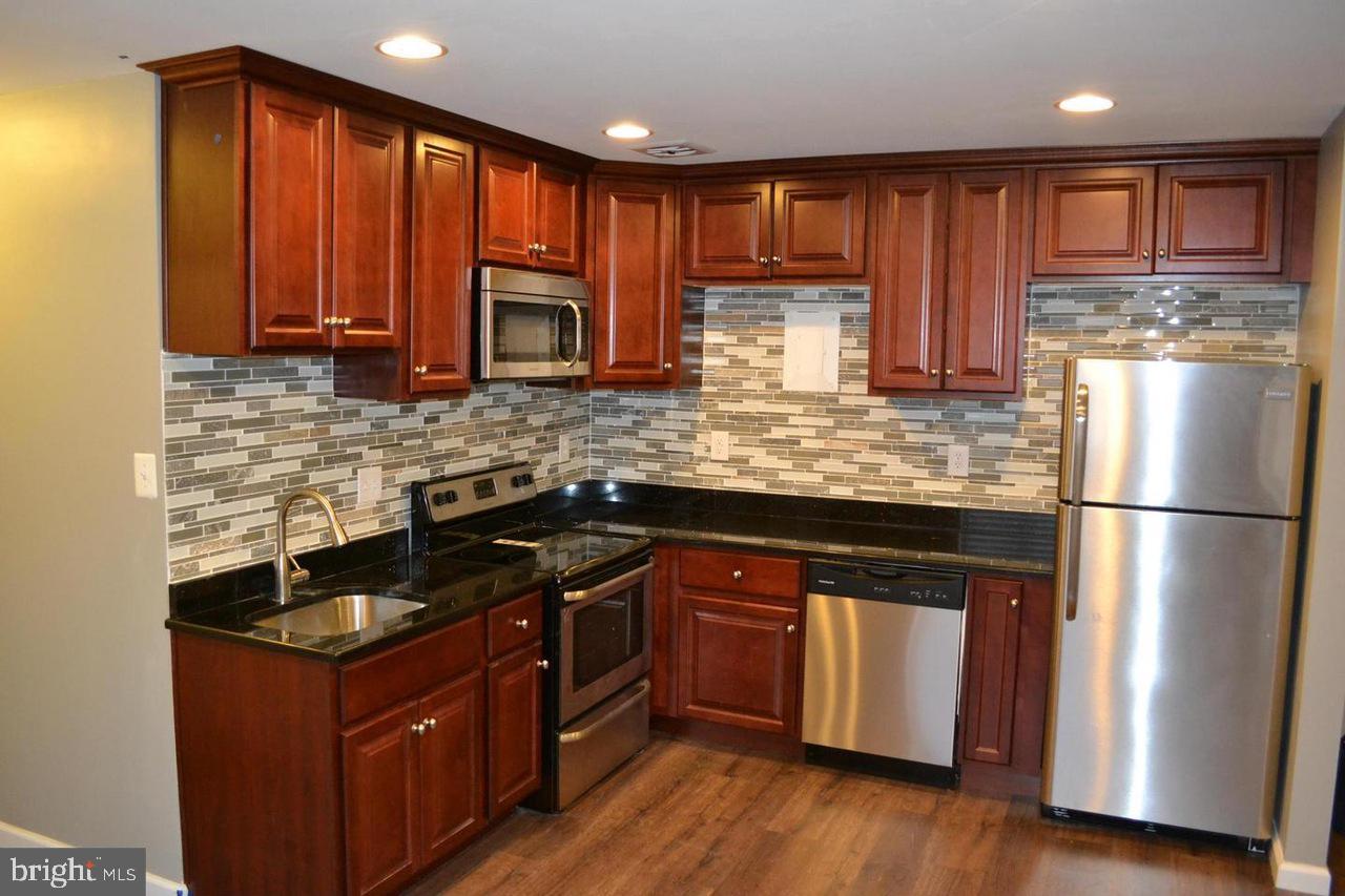 NEW CARROLLTON - Residential Lease