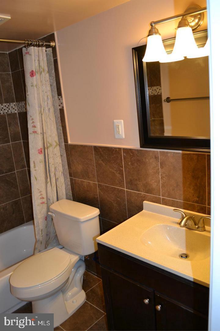 NEW CARROLLTON - Residential Lease