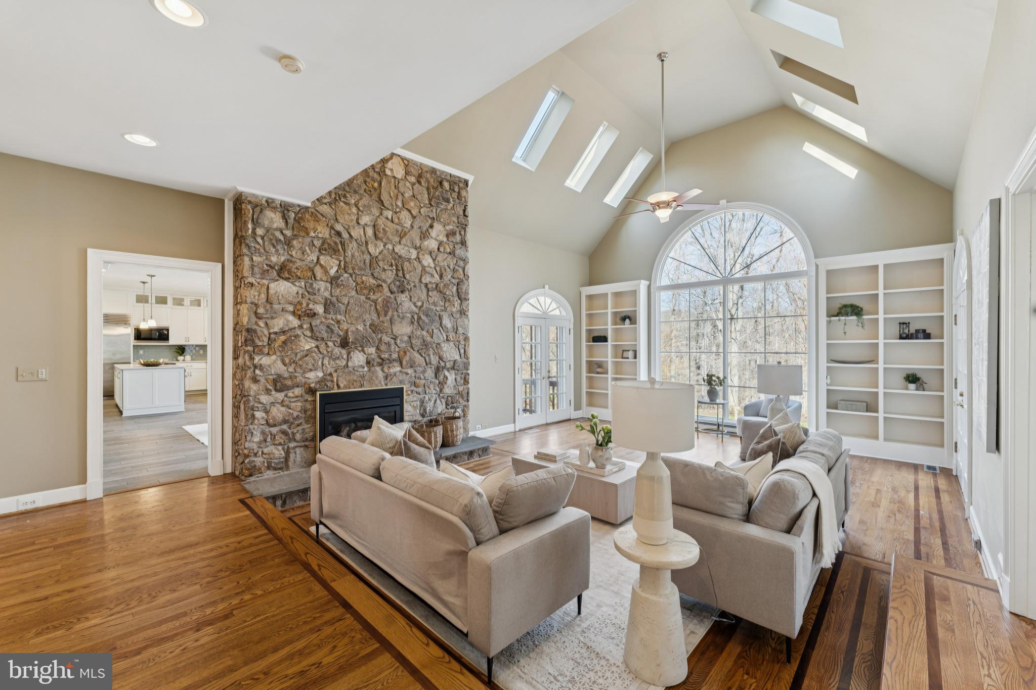 DEVEREUX STATION - Residential