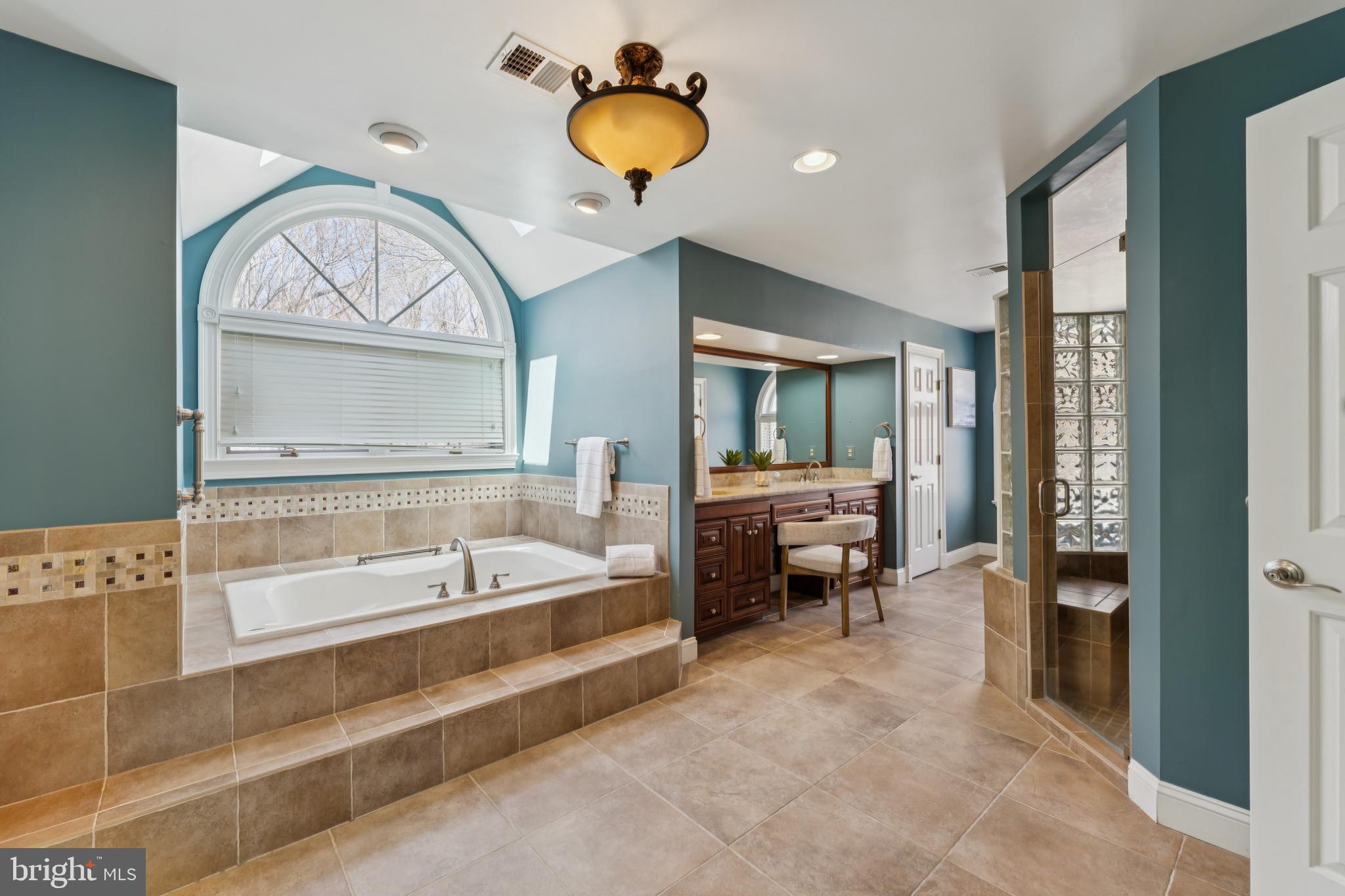 DEVEREUX STATION - Residential