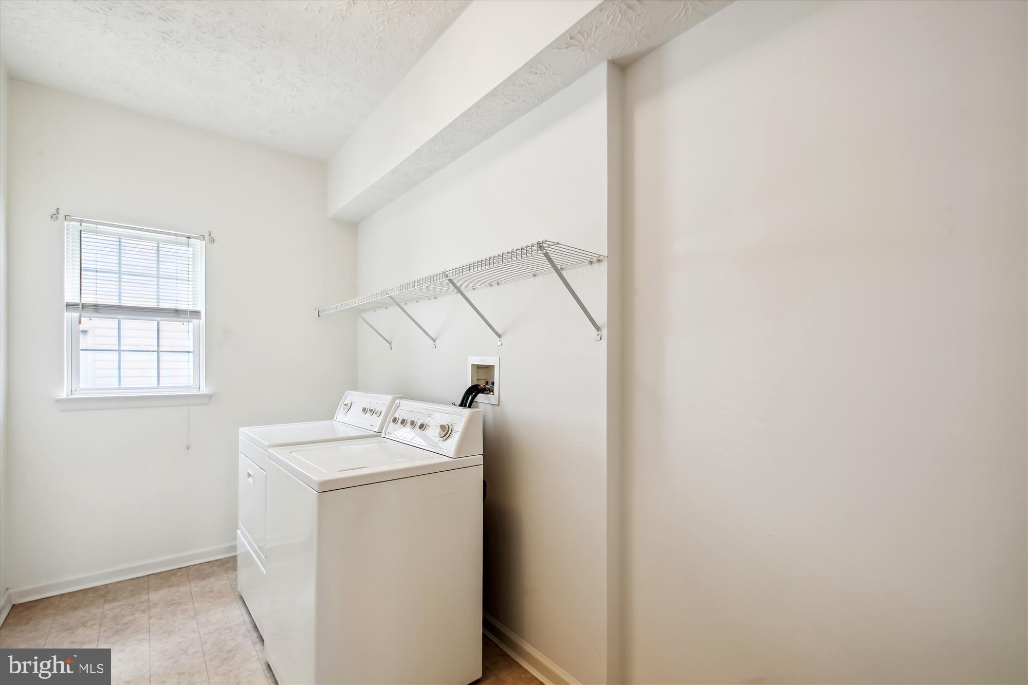 FARMINGTON VILLAGE - Residential