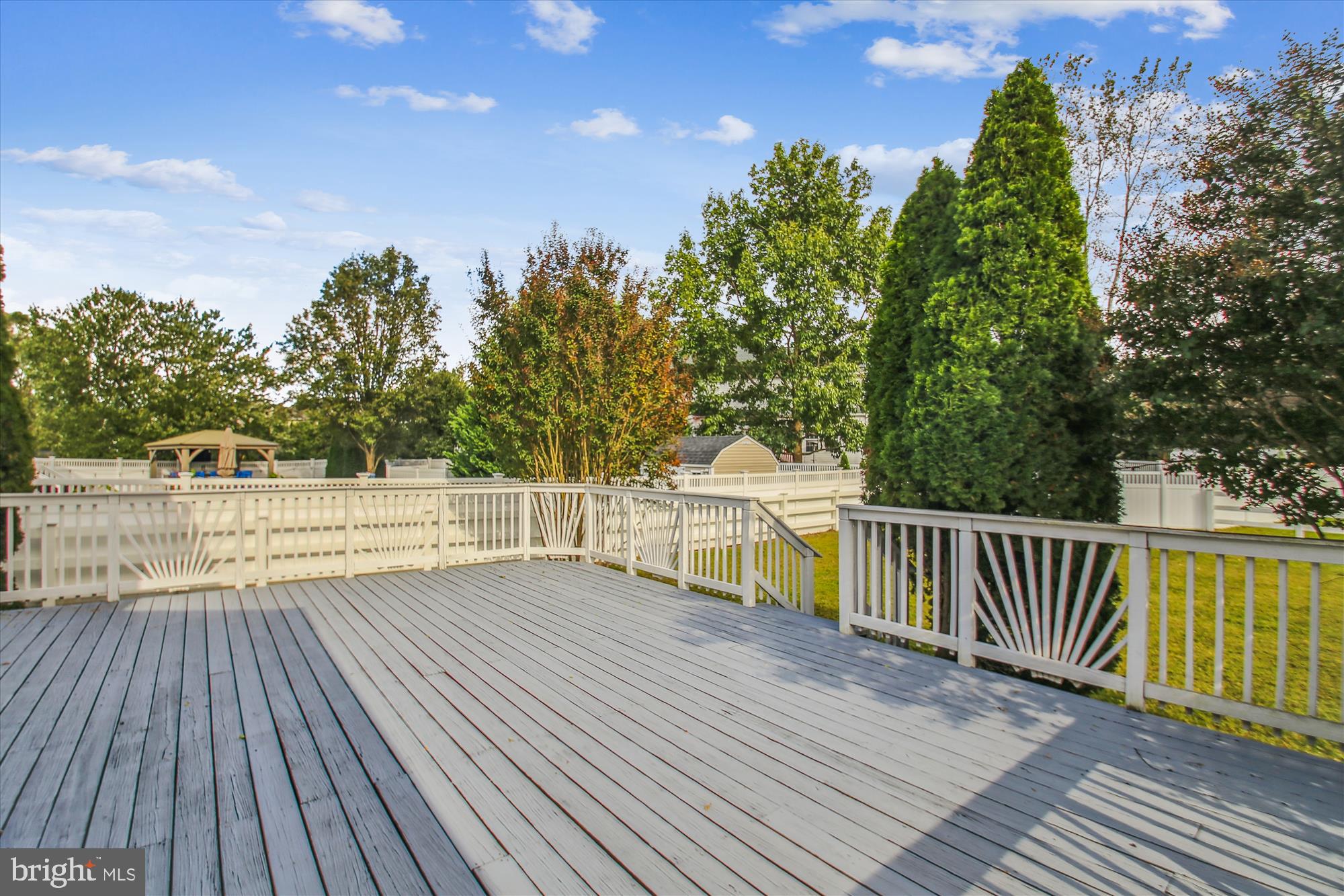 FARMINGTON VILLAGE - Residential