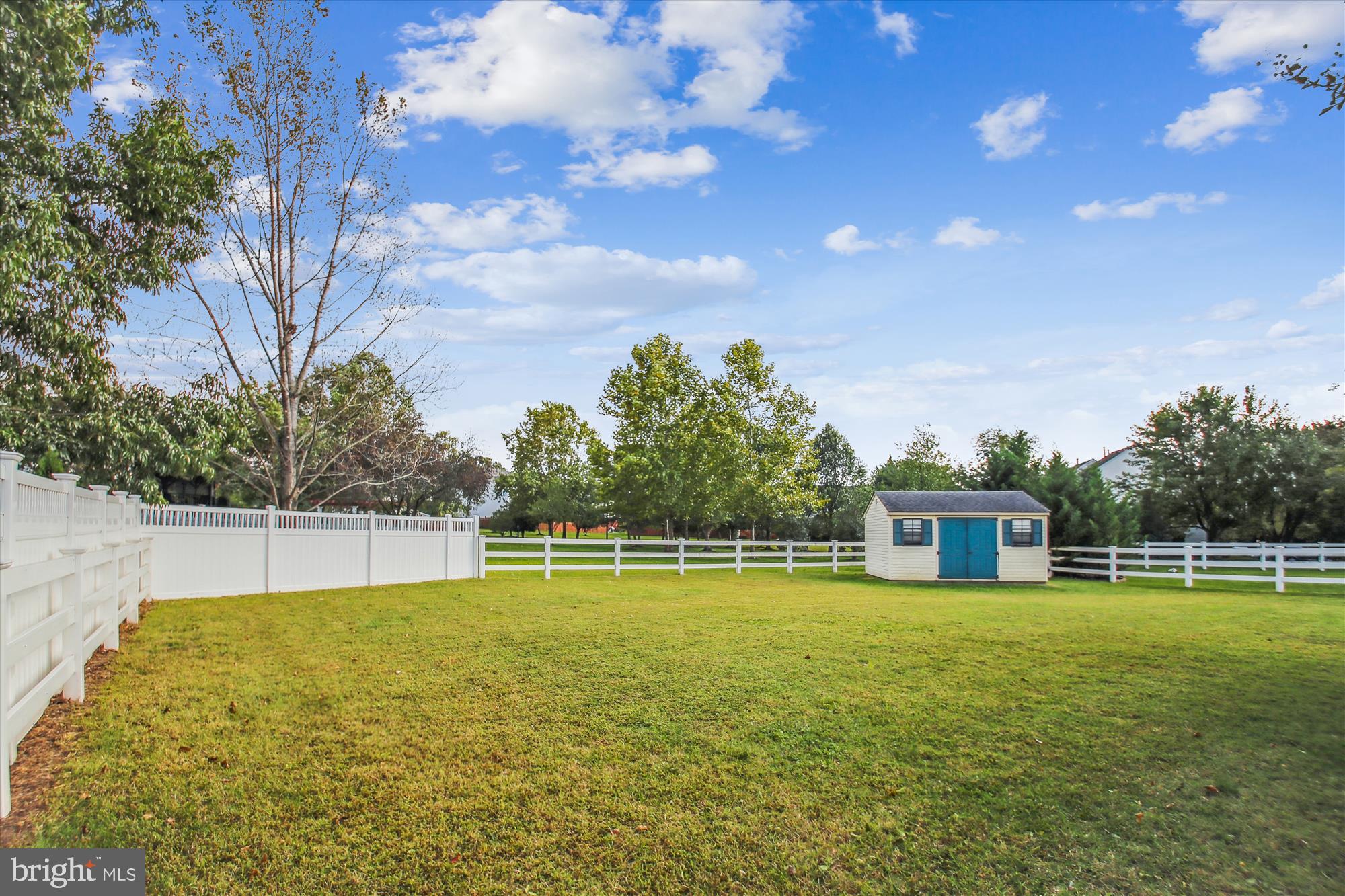 FARMINGTON VILLAGE - Residential