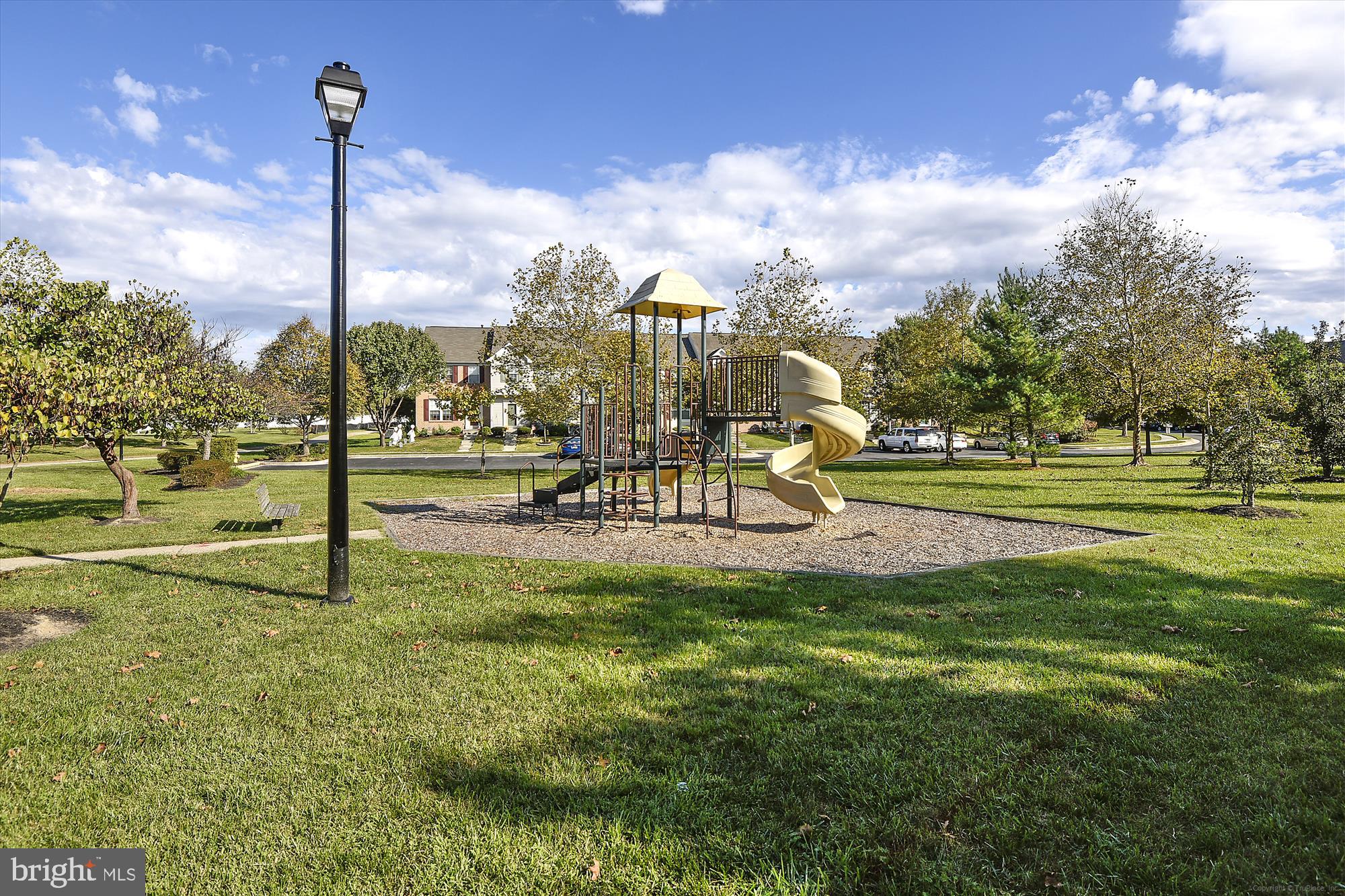 FARMINGTON VILLAGE - Residential