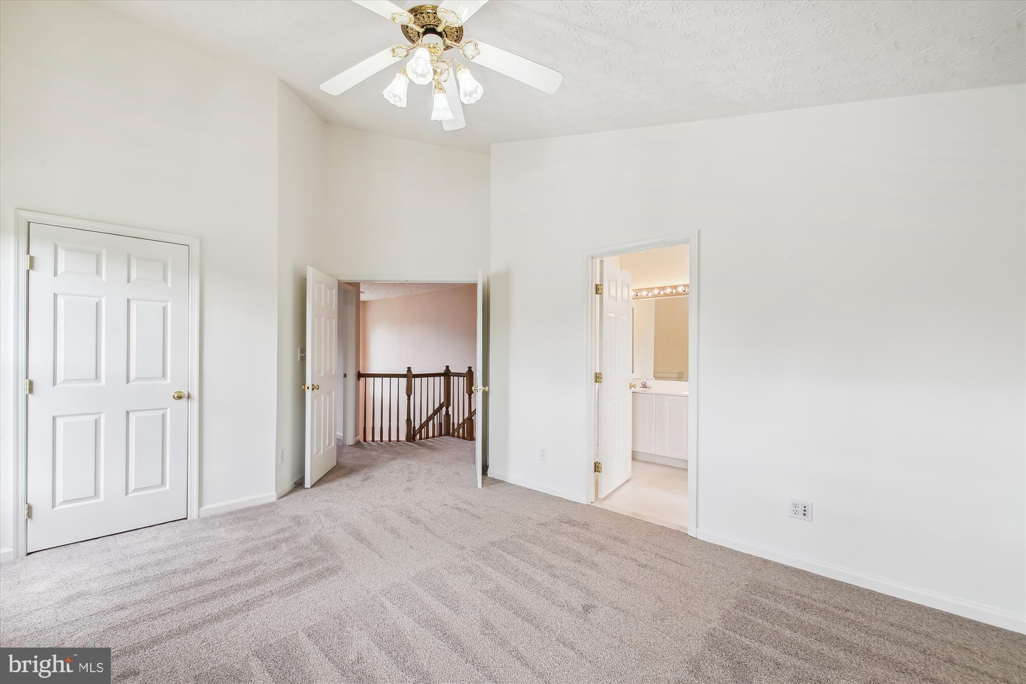 FARMINGTON VILLAGE - Residential