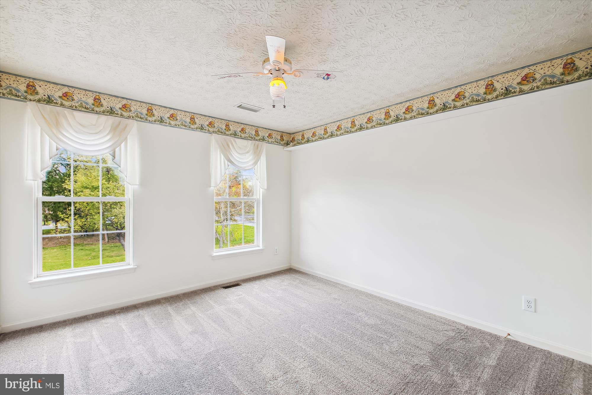 FARMINGTON VILLAGE - Residential