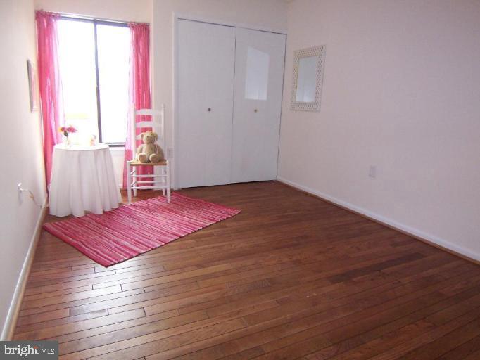 ANNANDALE - Residential