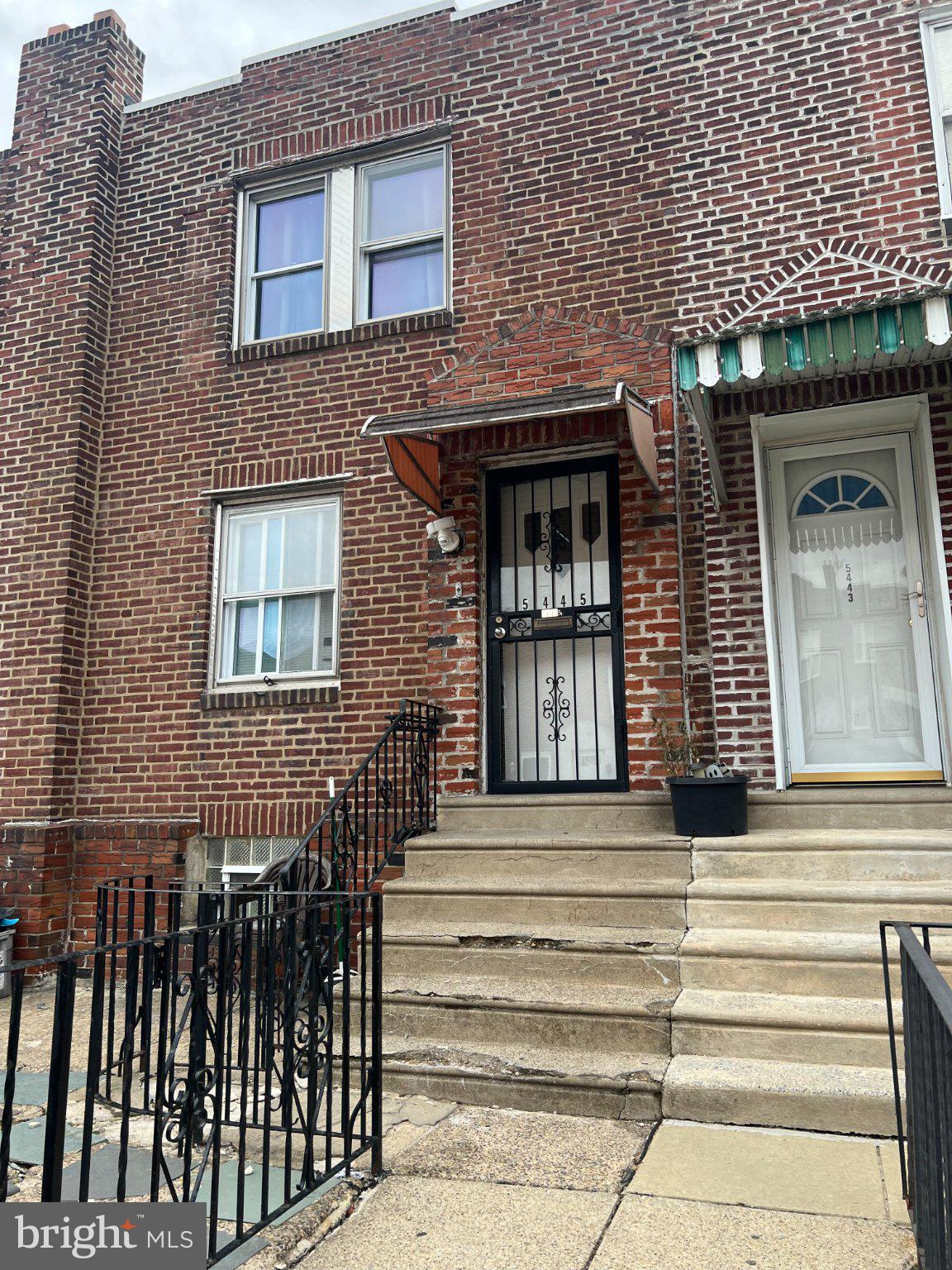 5445 MARSDEN STREET