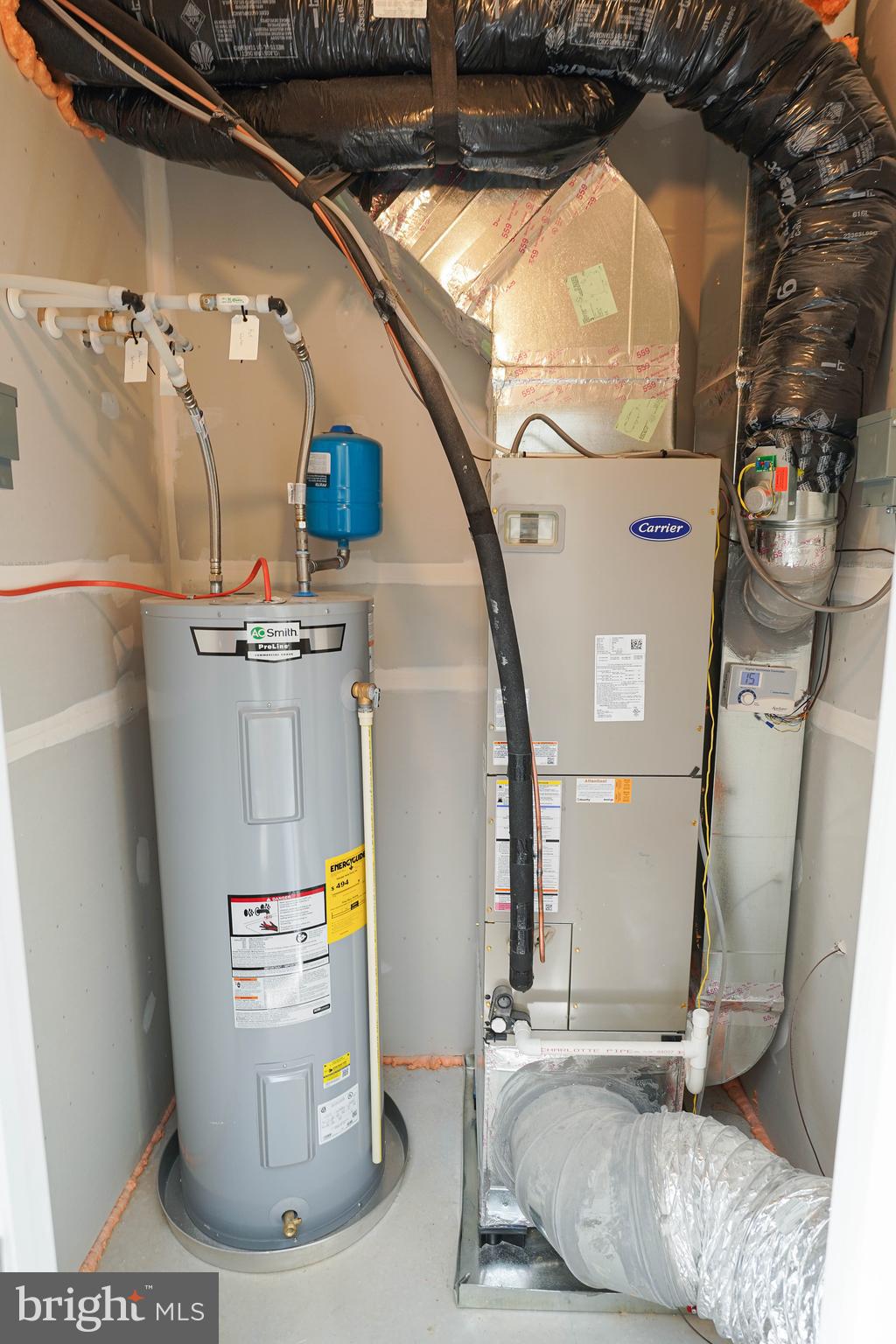 SASSAFRAS MEADOWS - Residential Lease