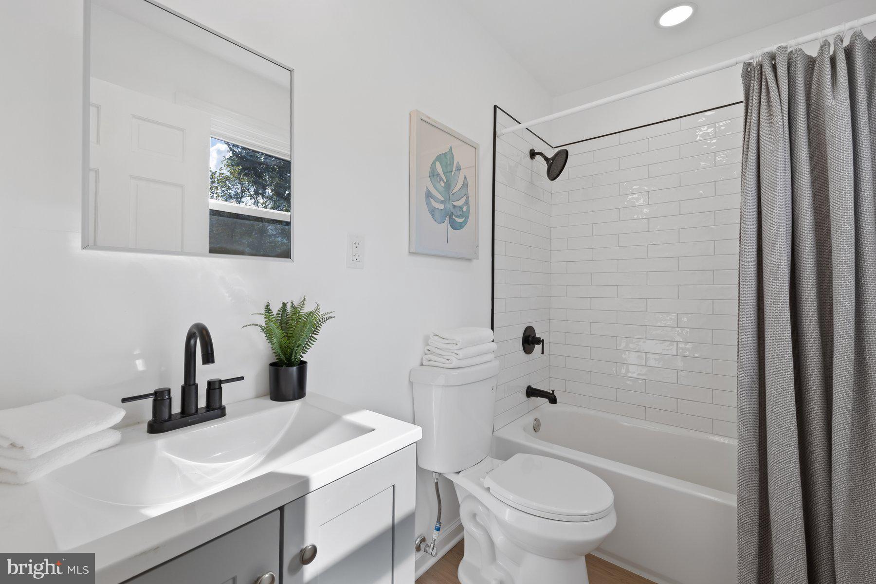 BRIGHTWOOD - Residential