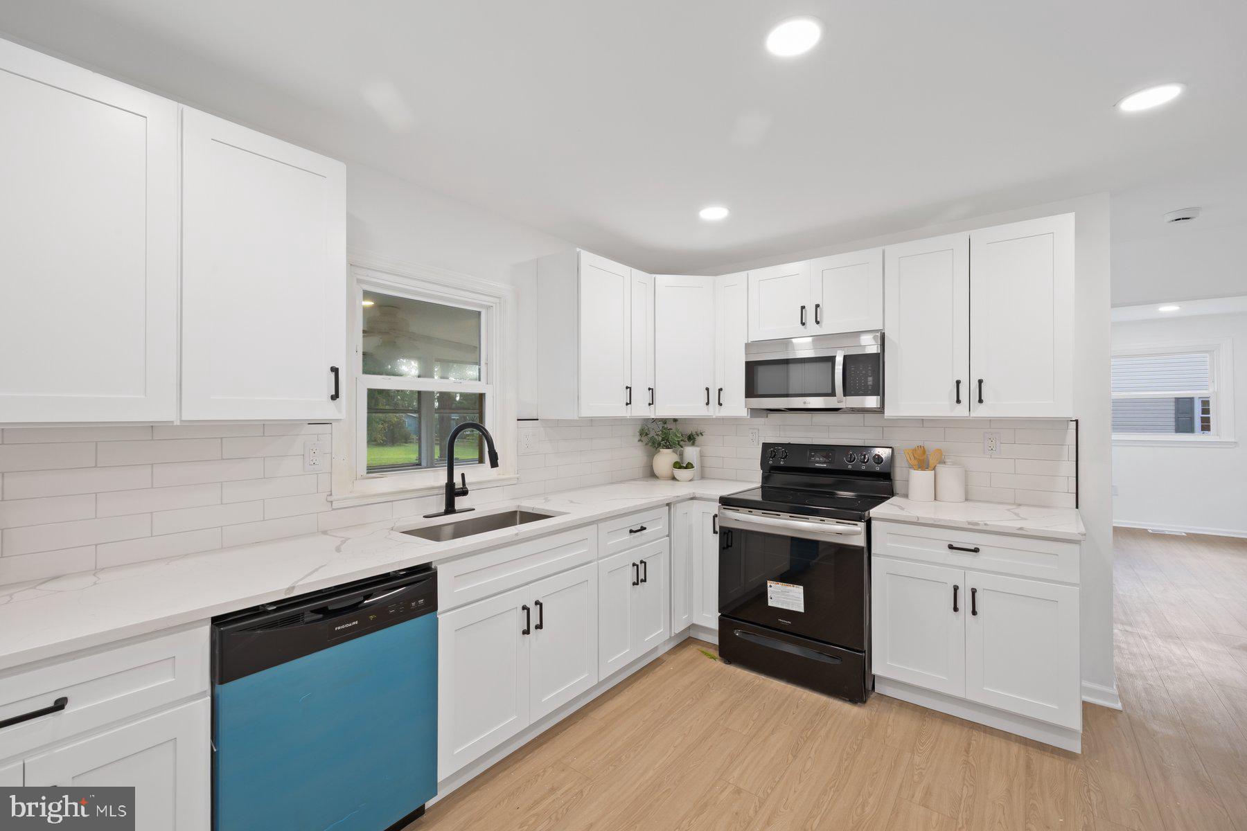 BRIGHTWOOD - Residential