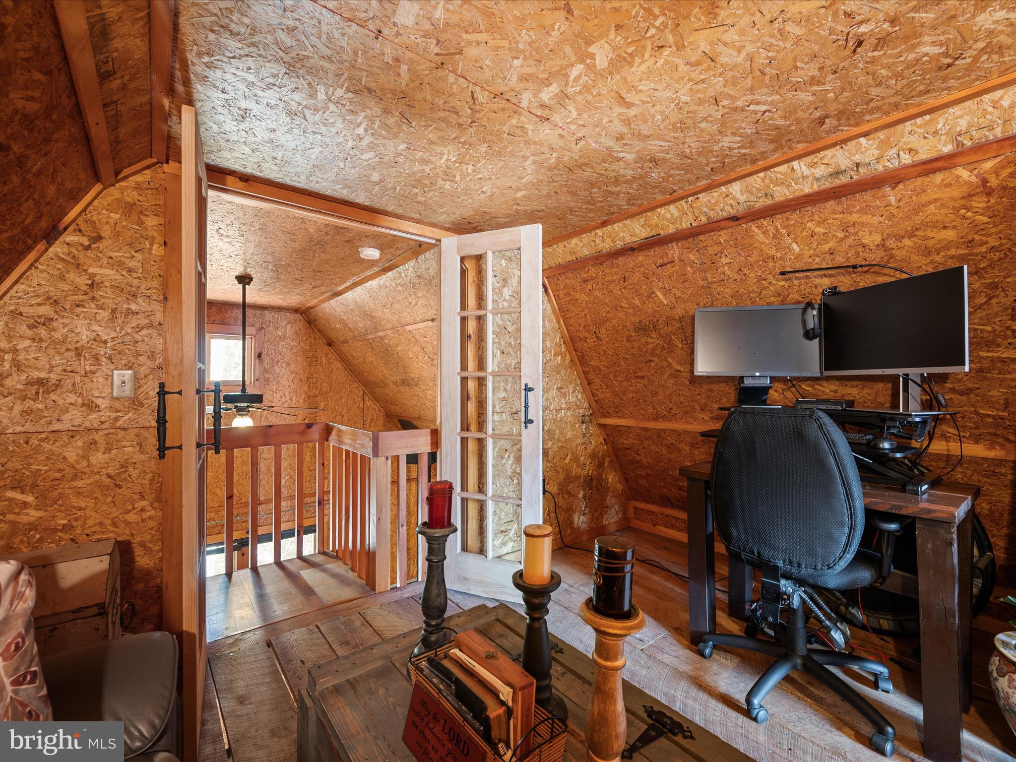 CABIN IN THE FOREST - Residential